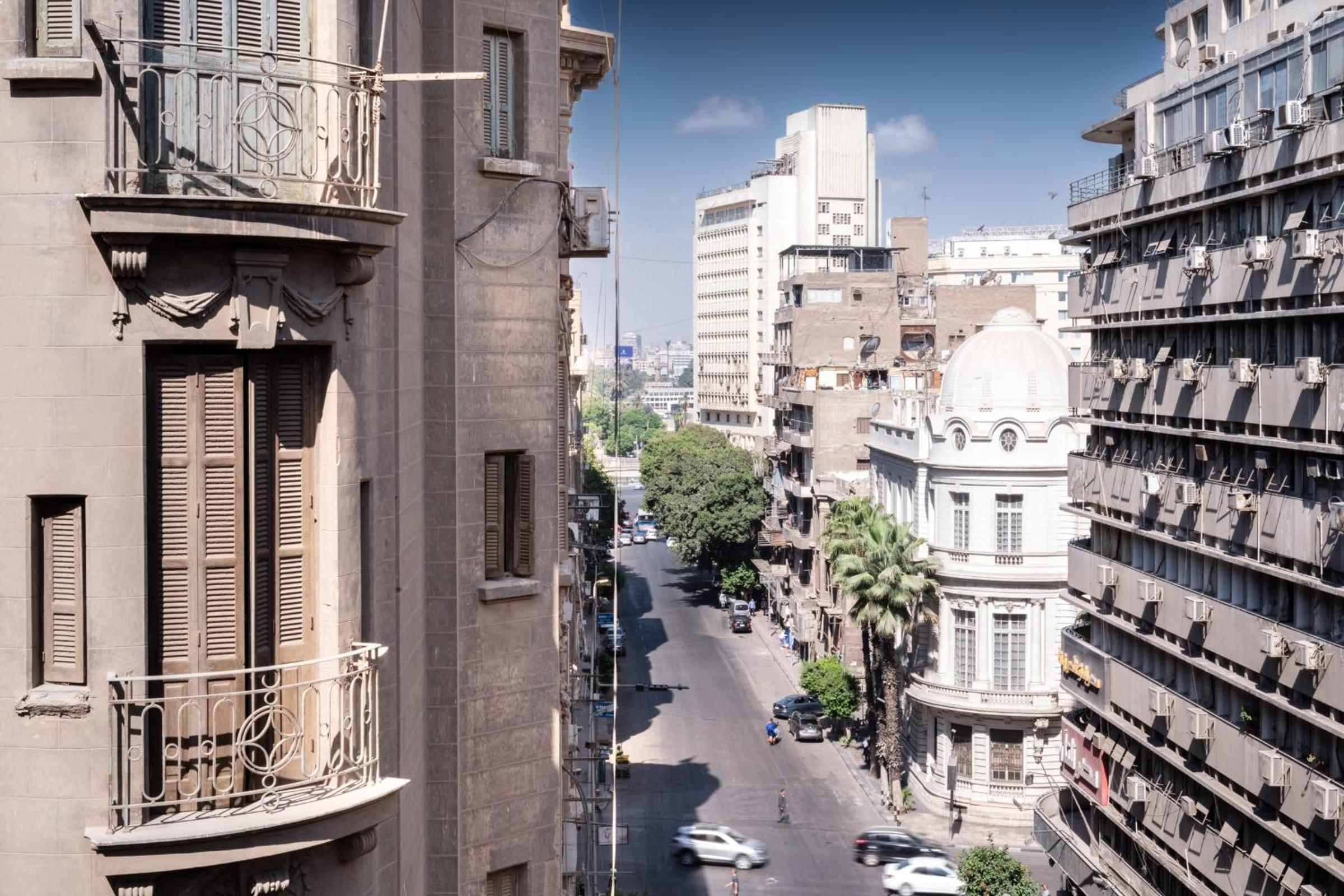 The Red-Hot Retro 2BDR Apt Cairo's Downtown