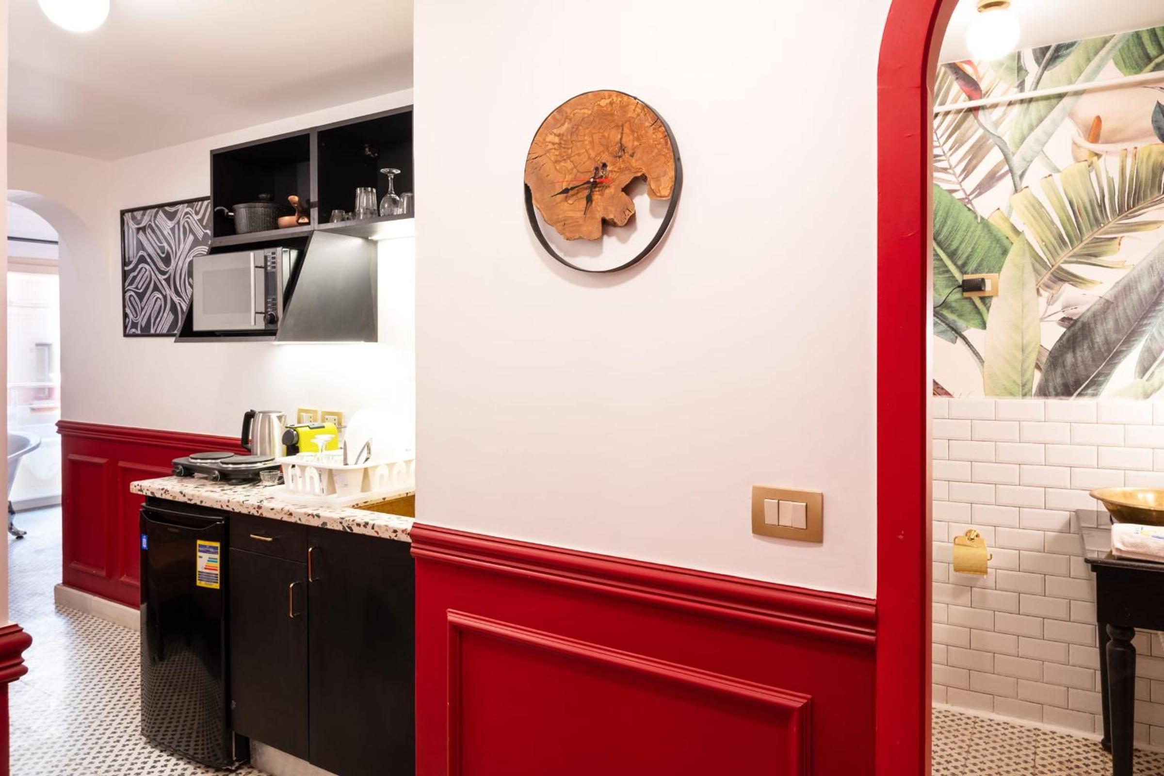 The Red-Hot Retro Studio Cairo's Downtown
