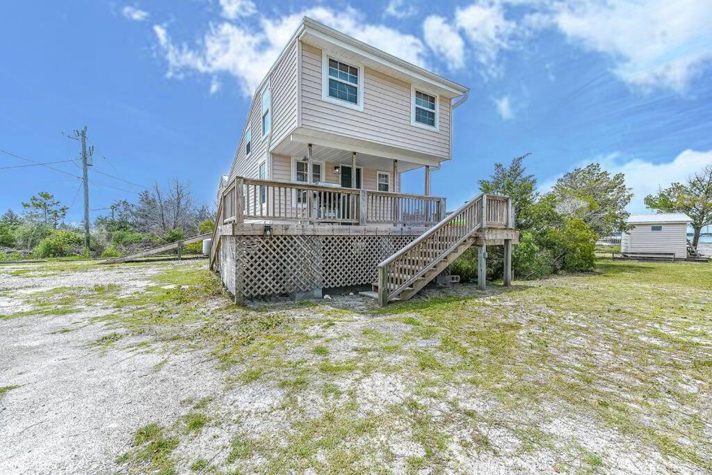 Shipwrecked on Shell Hill 2 Waterfront Houses