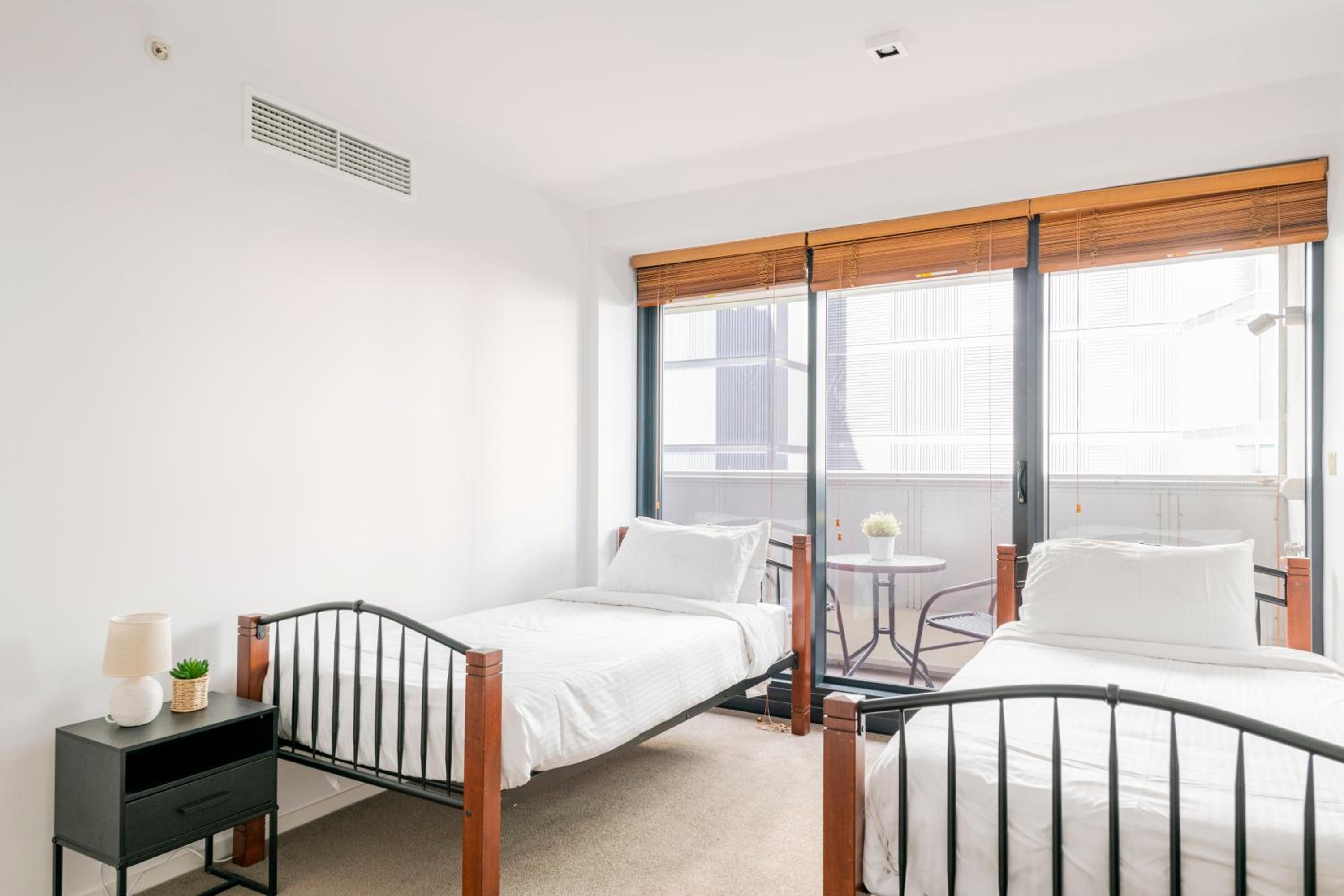 Luxury 3-Storey Loft with free parking on premises
