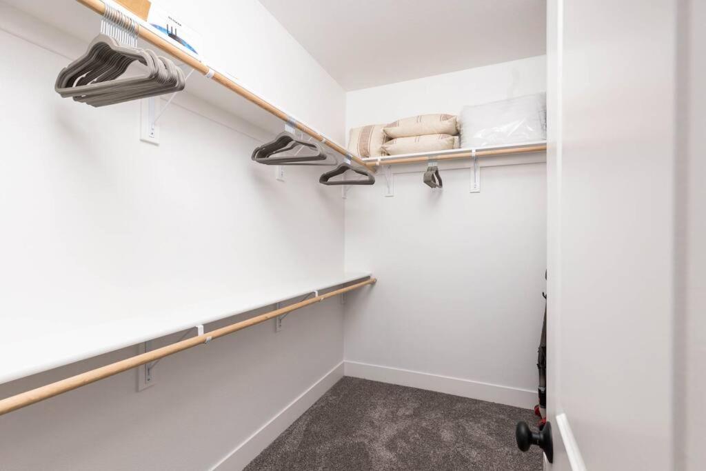 Charming 3-bedroom in vibrant new neighborhood view 3