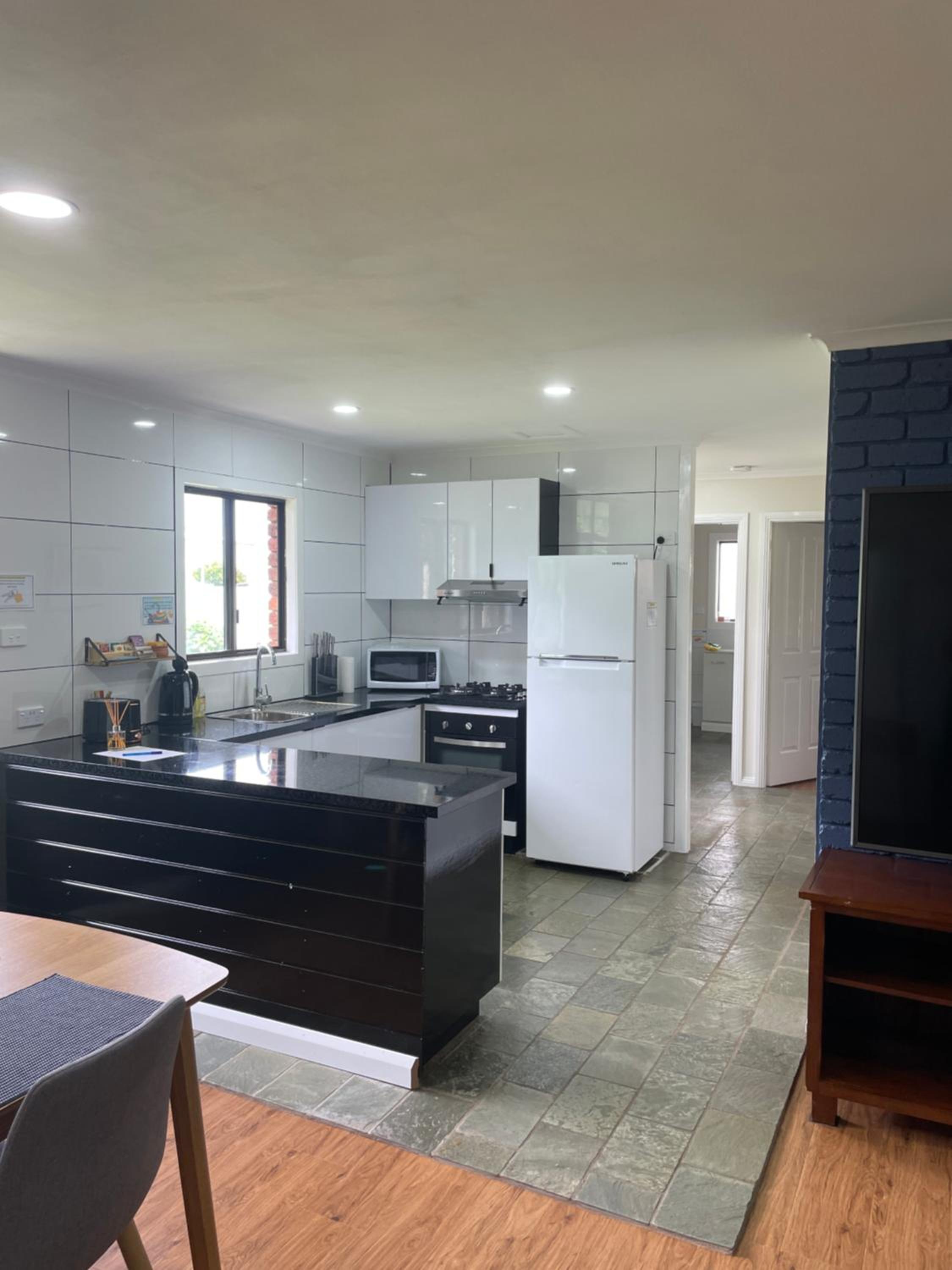 Jerilderie BNB-Pets-2BR House-86