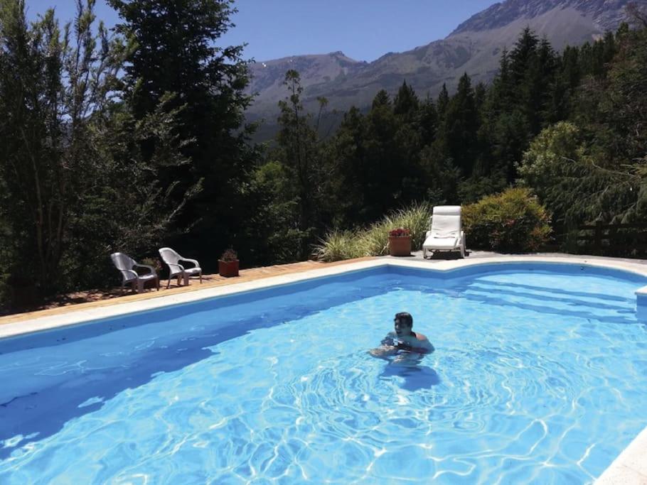 Casa privada amplia y tranquila, rodeada de naturaleza.