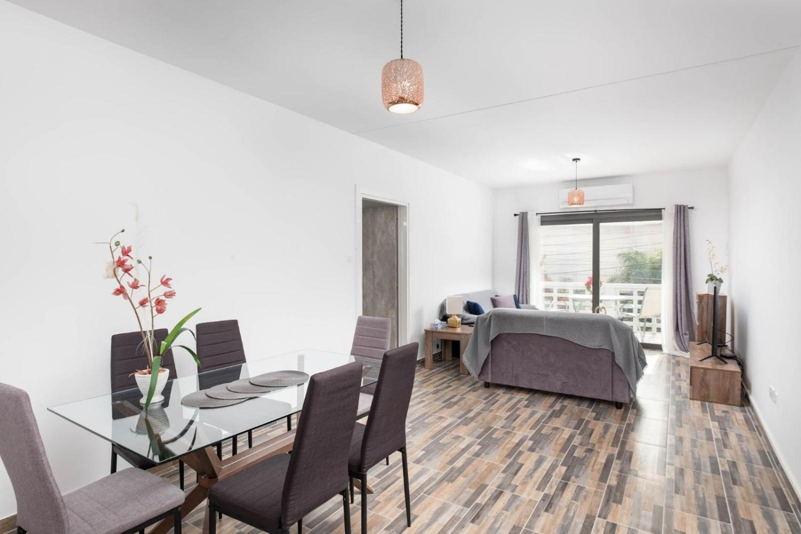 Happy Stay Apartment - Halefka Court view 2