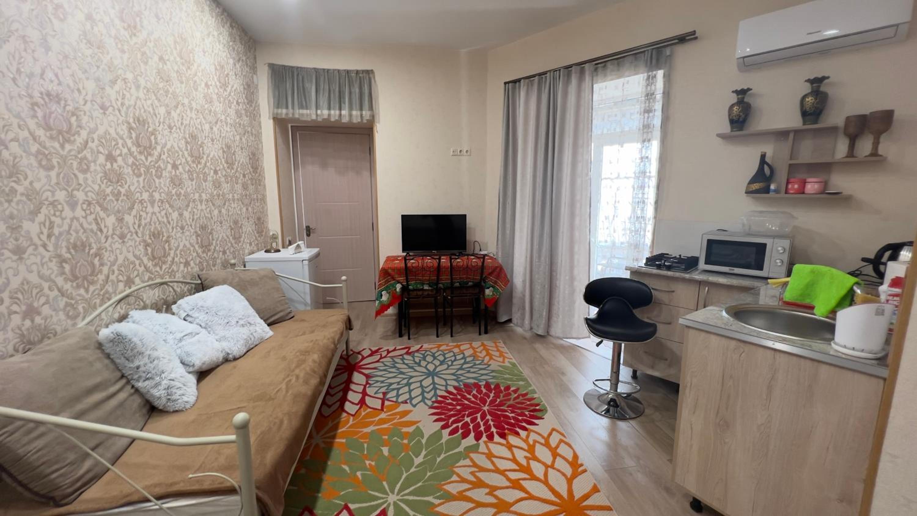 Guest house Beautiful Avlabar view 4