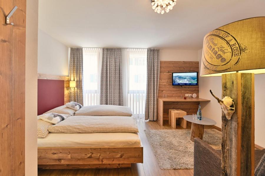 Haus Flexen rooms & apartments