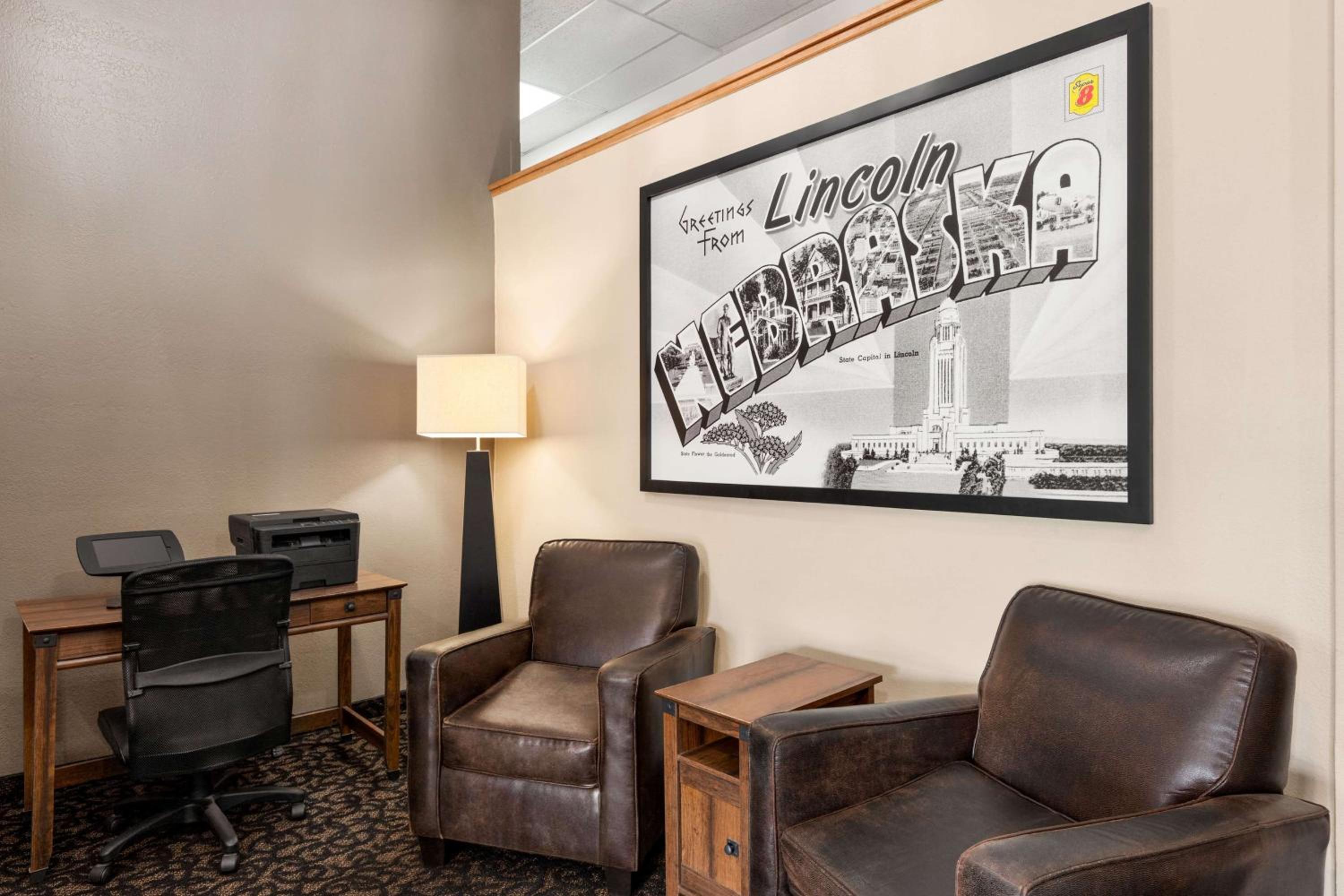 Super 8 by Wyndham Lincoln North view 5