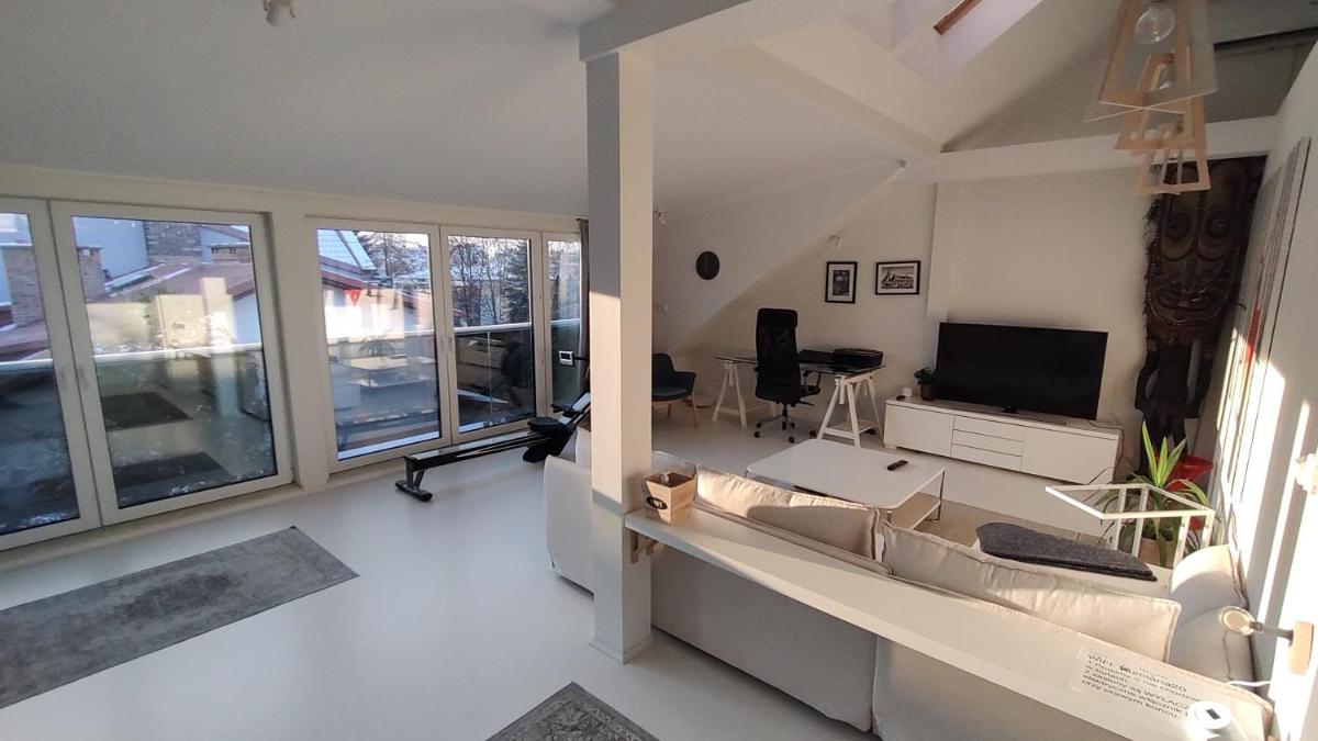loft 85 m2 Wilanow Krolewski self checkin view 3