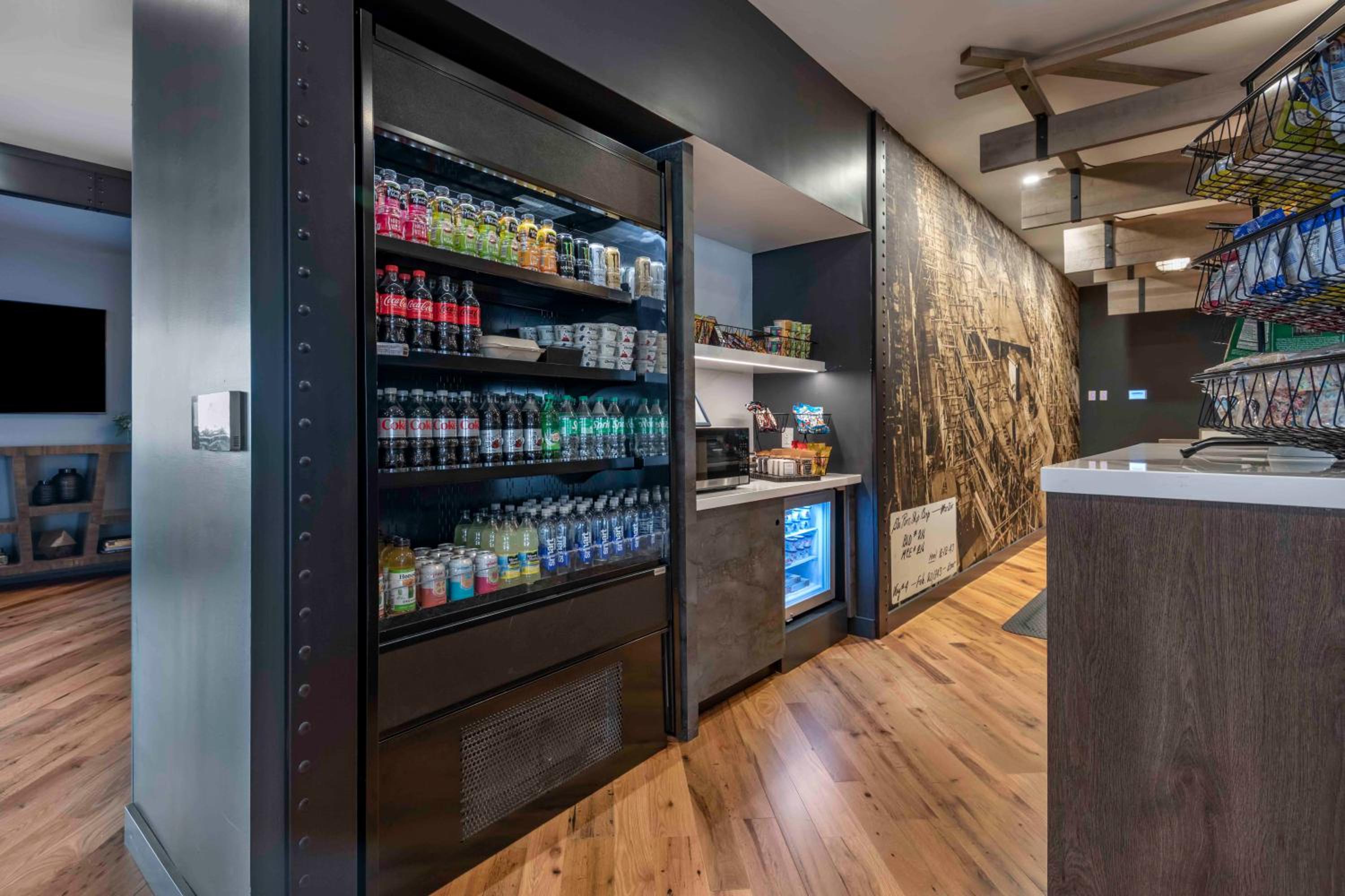 Portland Vacations - Cambria Hotel Portland Downtown Old Port - Property Image 102