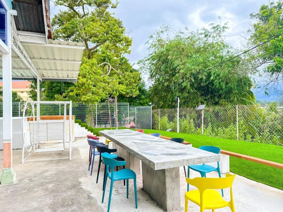 Kluang Swimming Pool Blues 11 Retro Homestay photo 7
