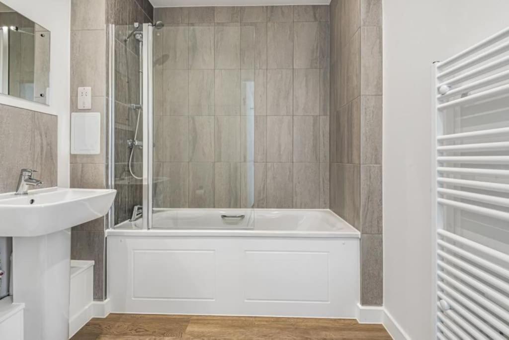 2BedRooms Flat with Free Parking