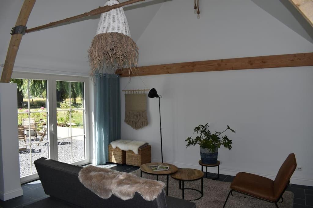 Cosy Cott, een verborgen logeerplek in het landelijke Poeke.