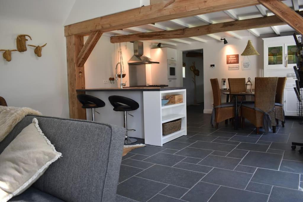 Cosy Cott, een verborgen logeerplek in het landelijke Poeke.