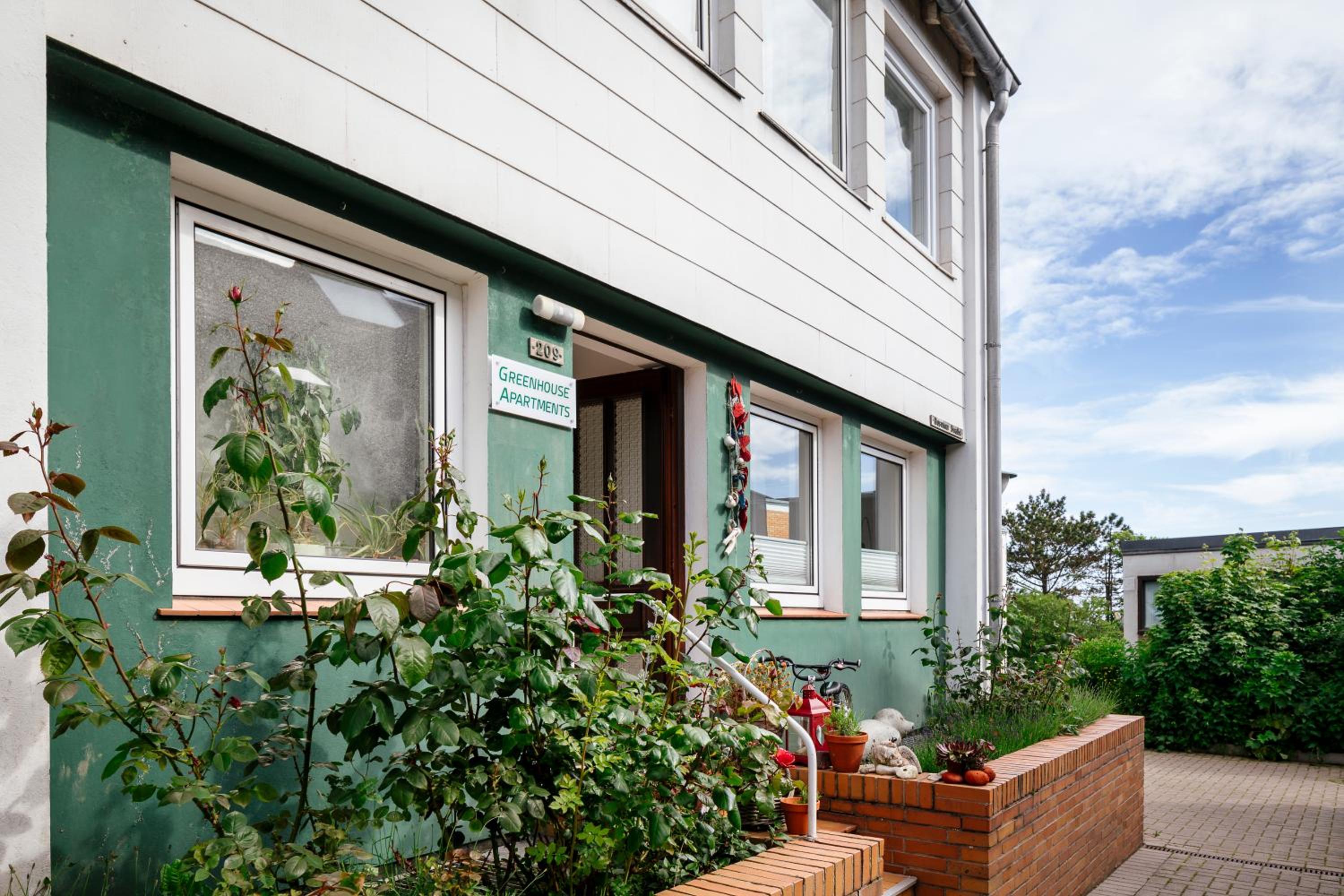 Greenhouse Apartments