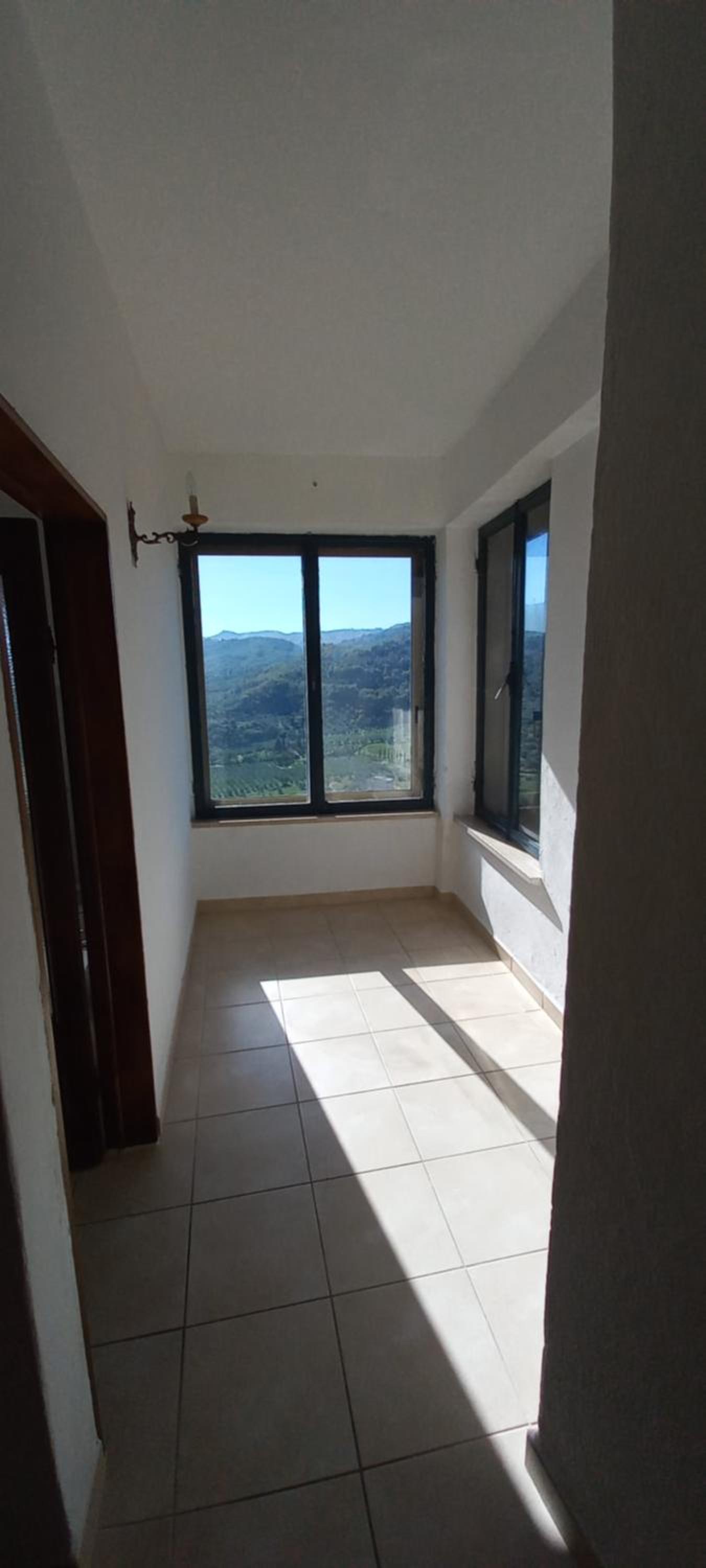 casa con 2 camere in borgo medievale view 2