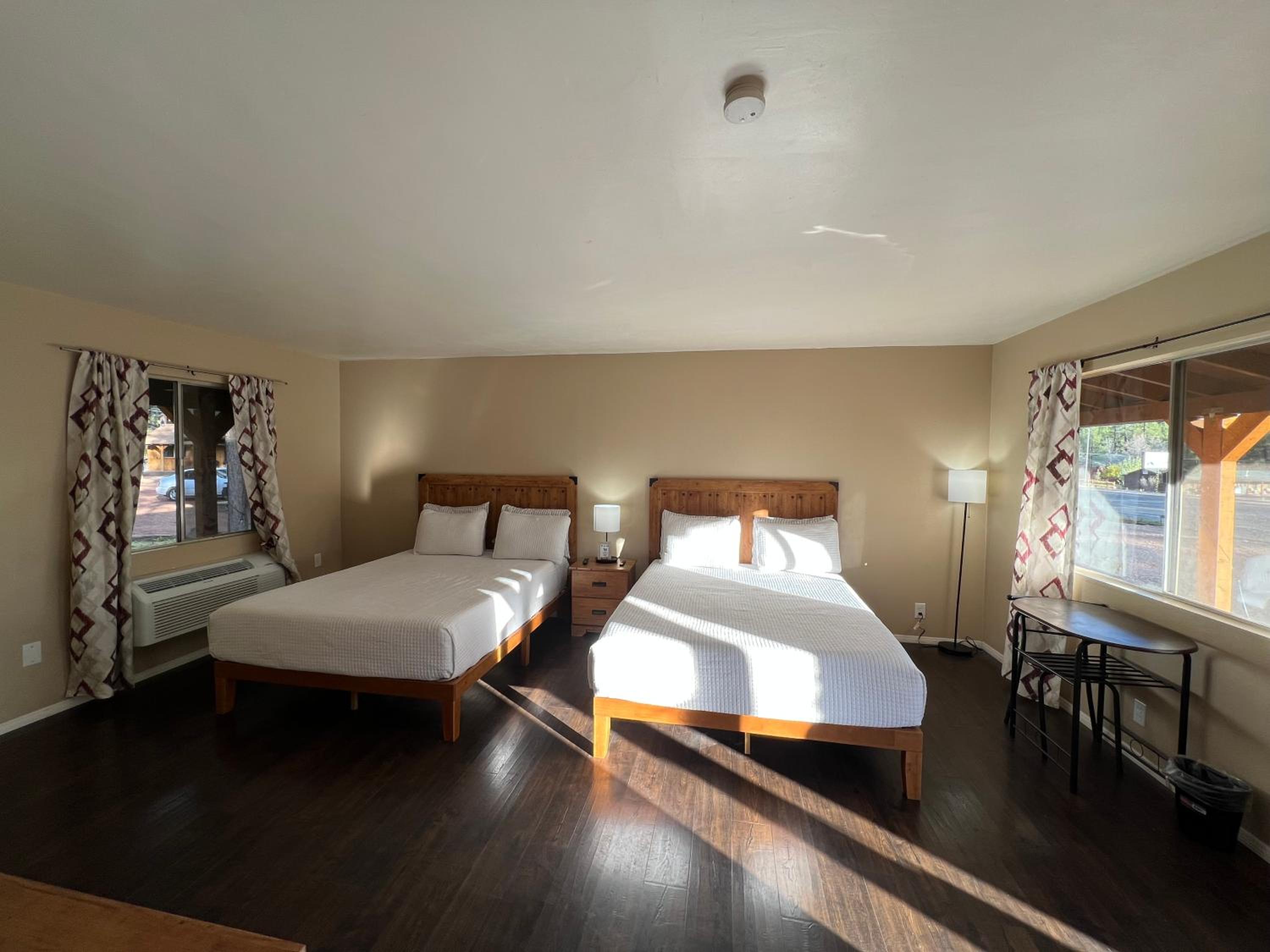 TimberLodge Inn