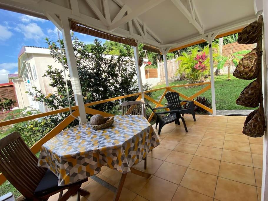 Charmant bungalow avec piscine Kaz' Basse view 3