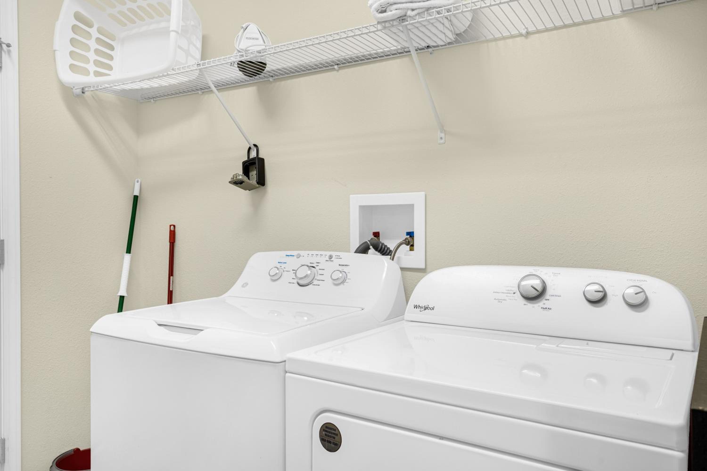 Fun Family Villa Pool BBQ Near Disney World 5BR