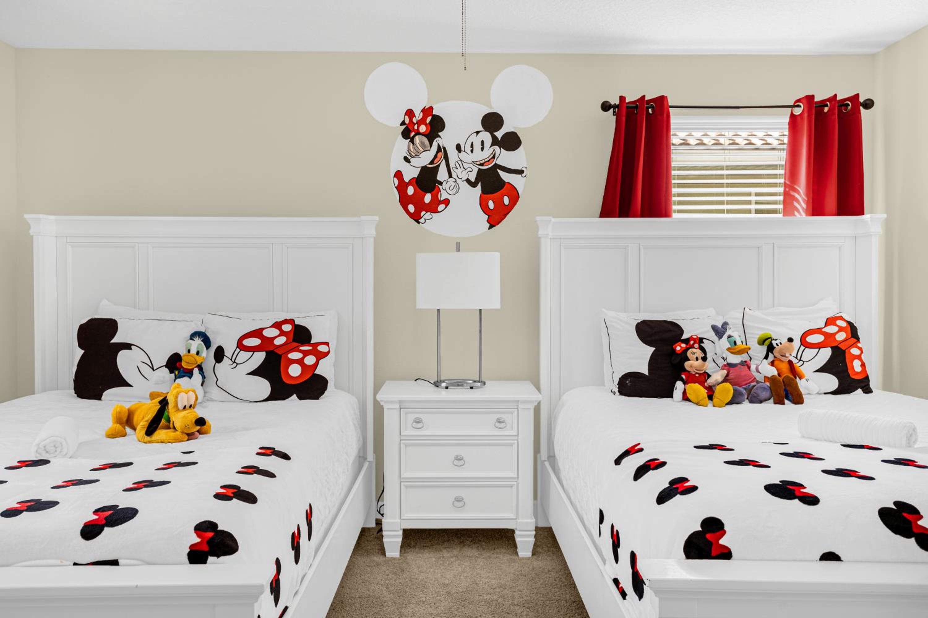 Fun Family Villa Pool BBQ Near Disney World 5BR