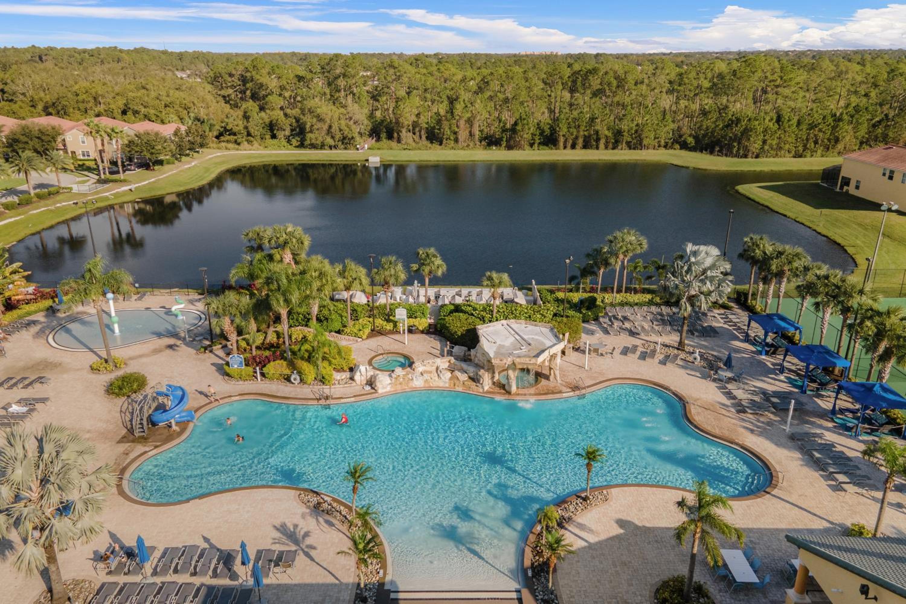 Fun Family Villa Pool BBQ Near Disney World 5BR