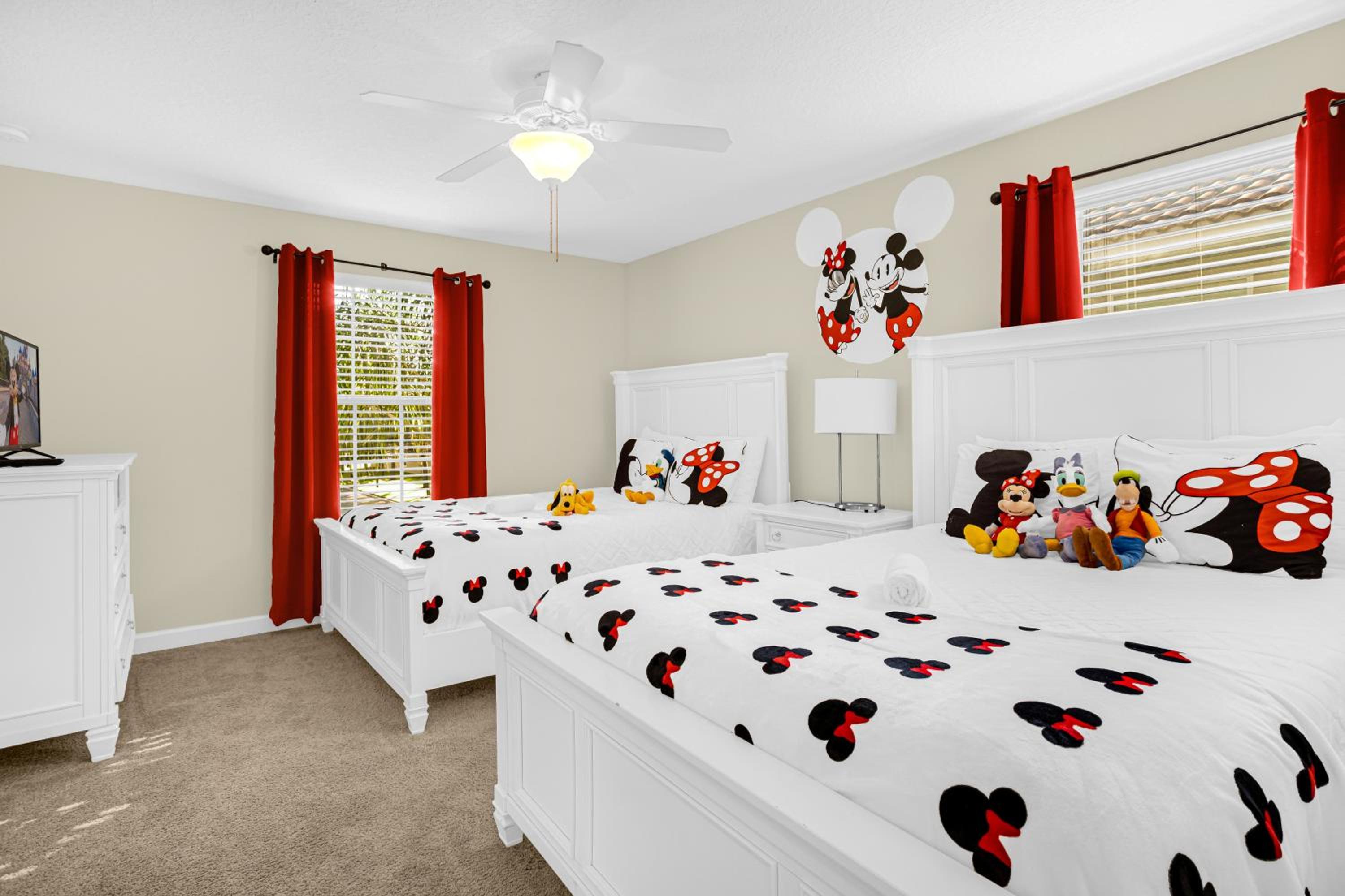 Fun Family Villa Pool BBQ Near Disney World 5BR