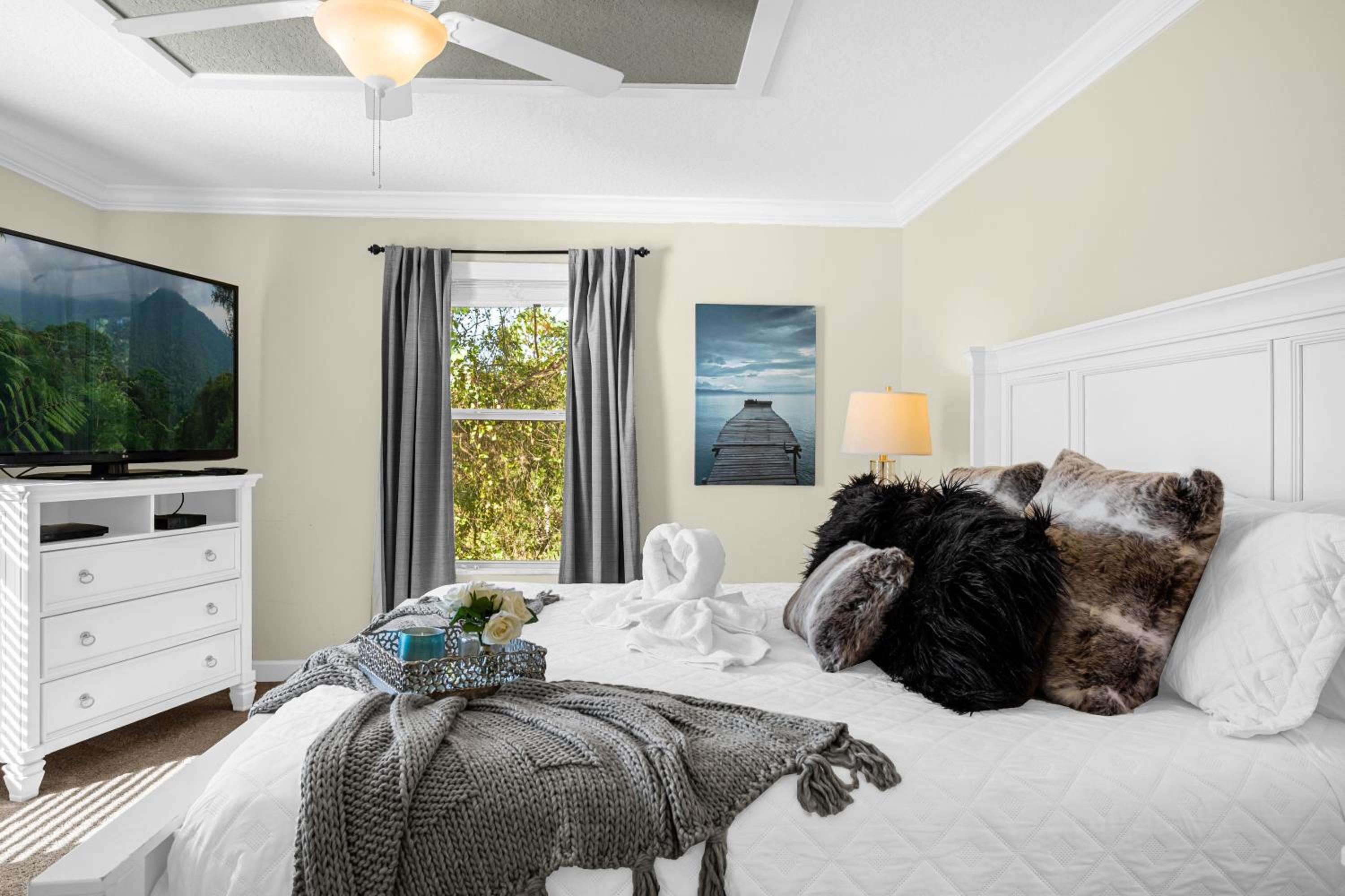 Fun Family Villa Pool BBQ Near Disney World 5BR