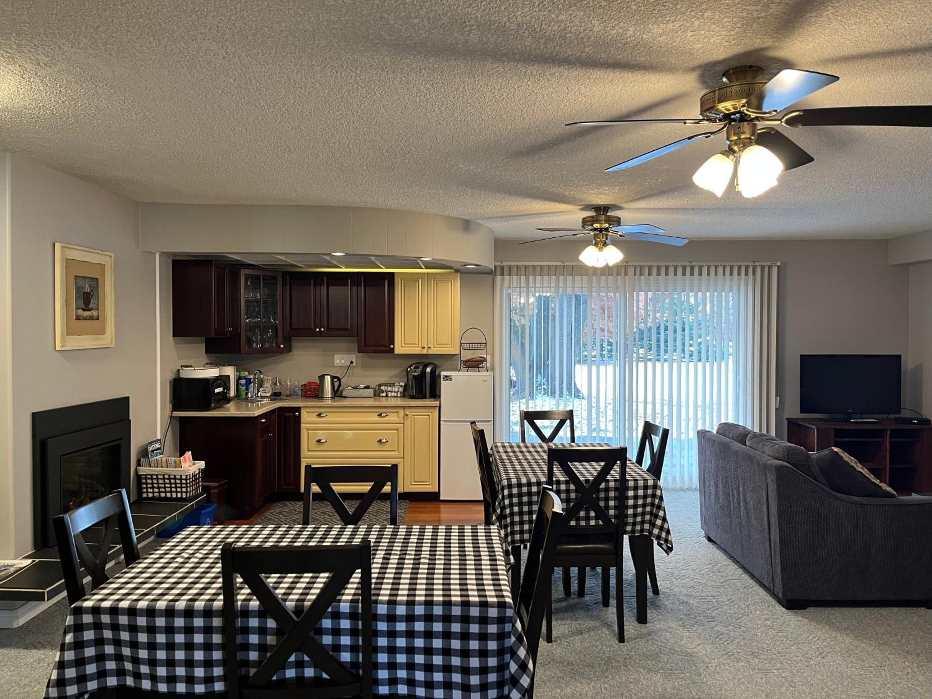Sunny Shuswap B&B
