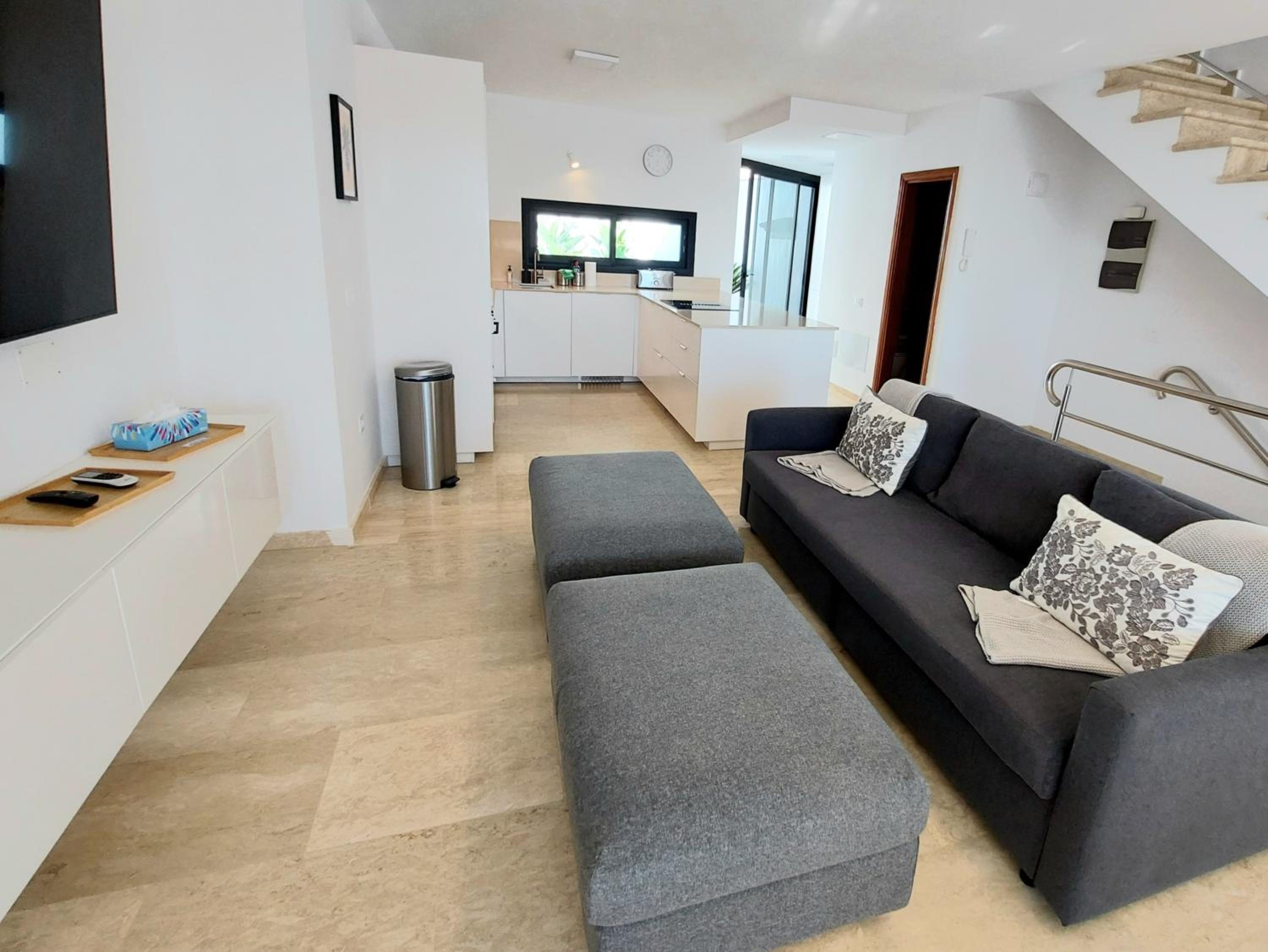 Villa Playa Amadores - Luxury villa with heated pool view 4