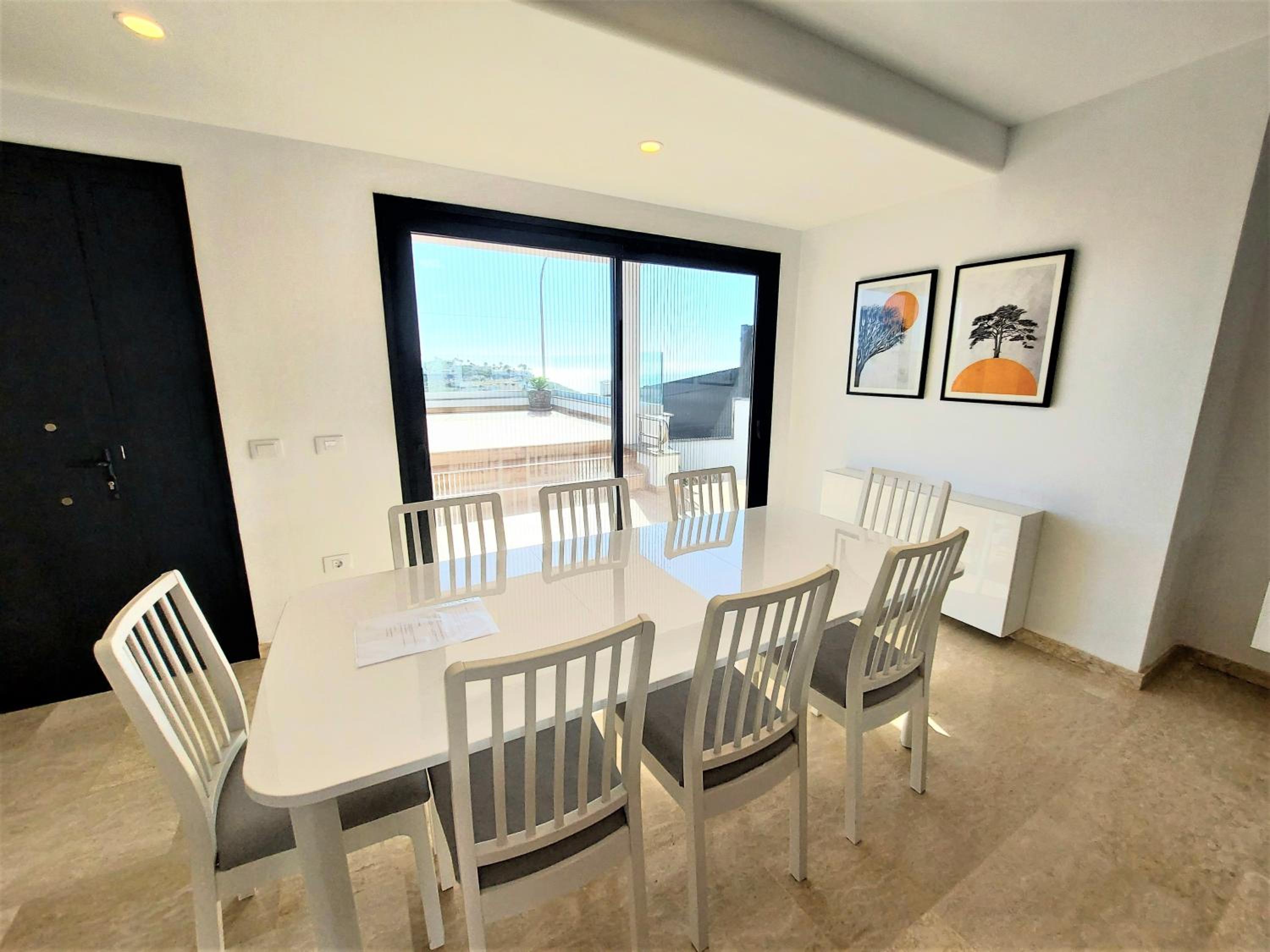 Villa Playa Amadores - Luxury villa with heated pool view 5