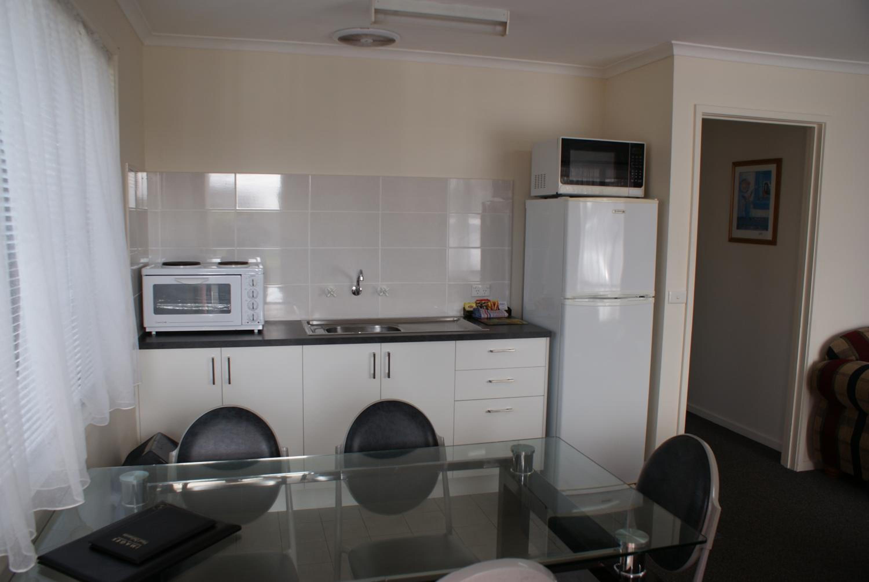 Warrnambool Motel and Holiday Park