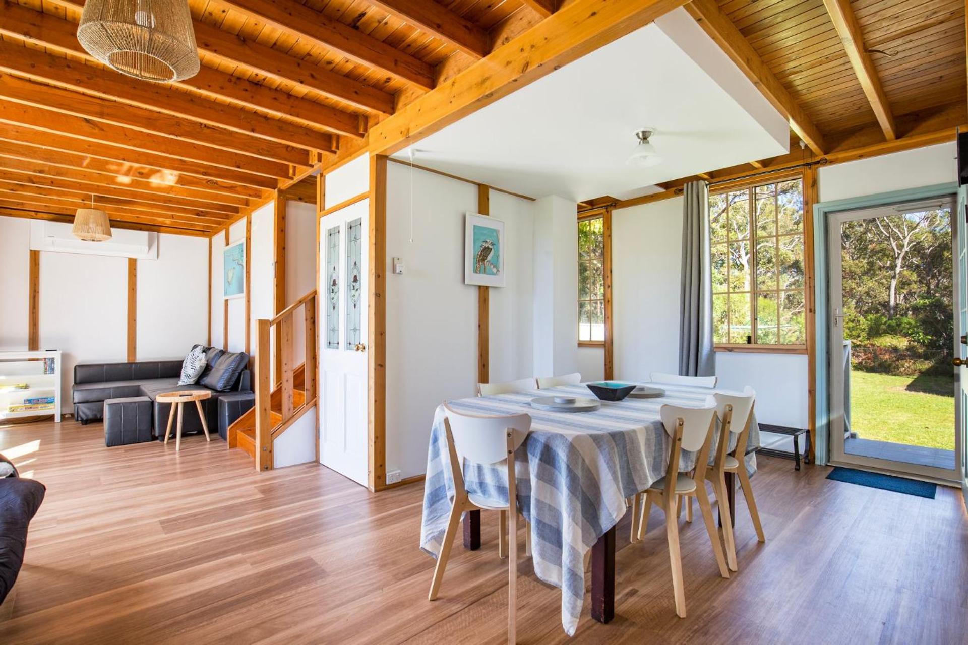 Callala Cottage 4 Mins Walk to Beach