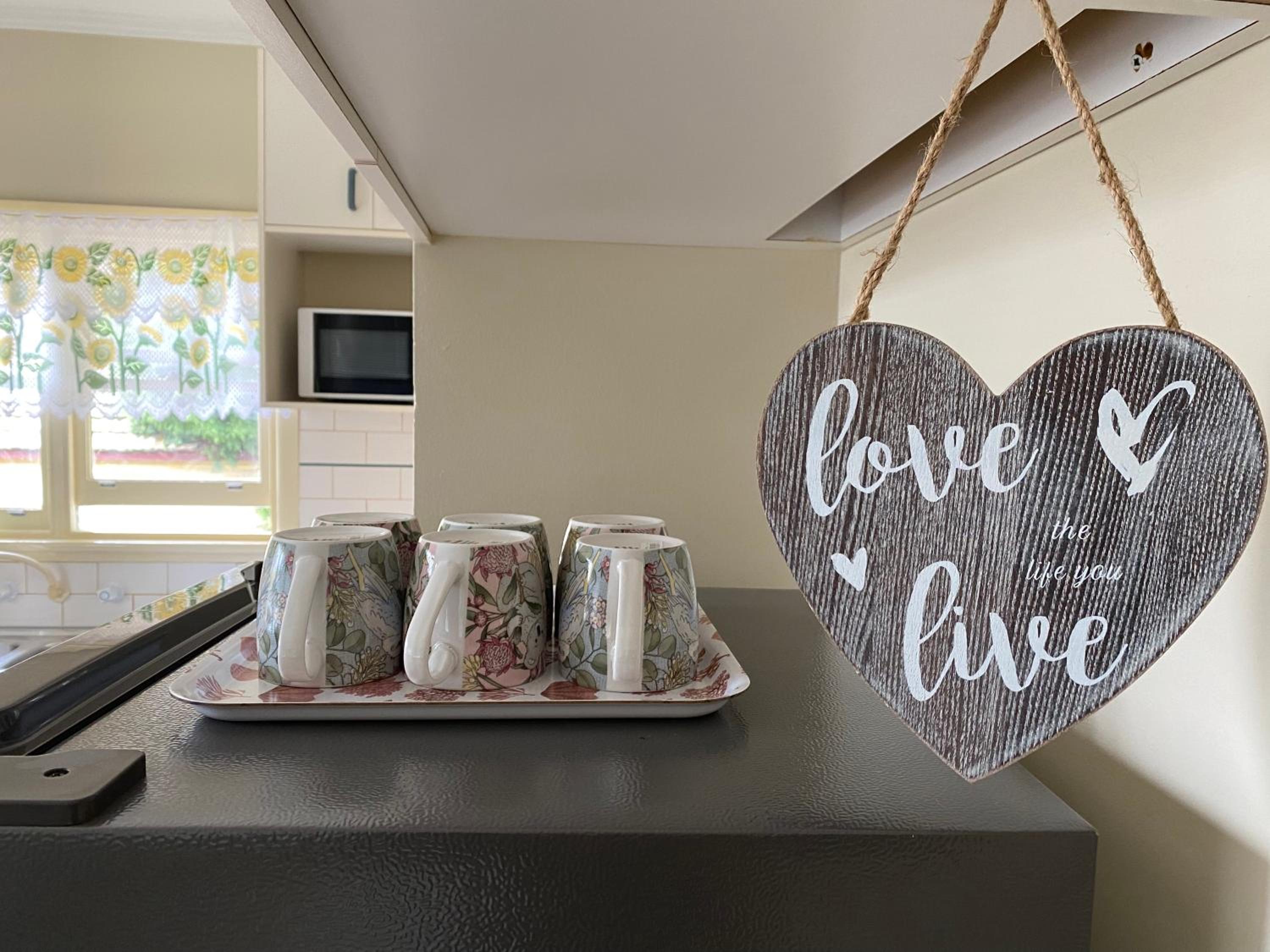 Mitcham Station Home Stay