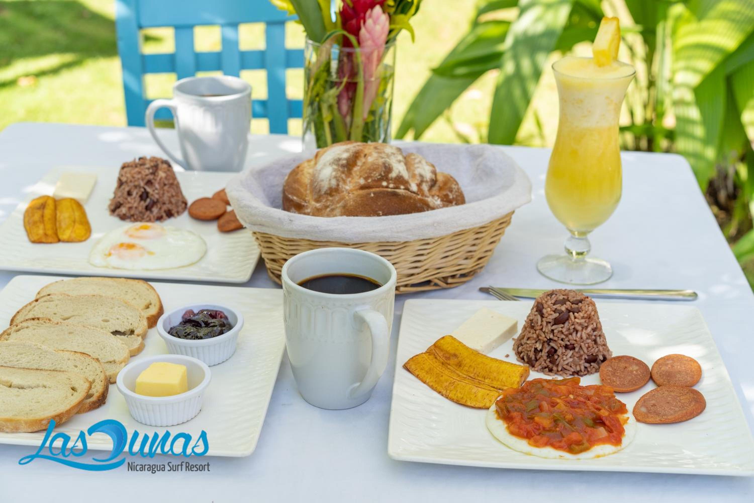 Las Dunas Surf Resort