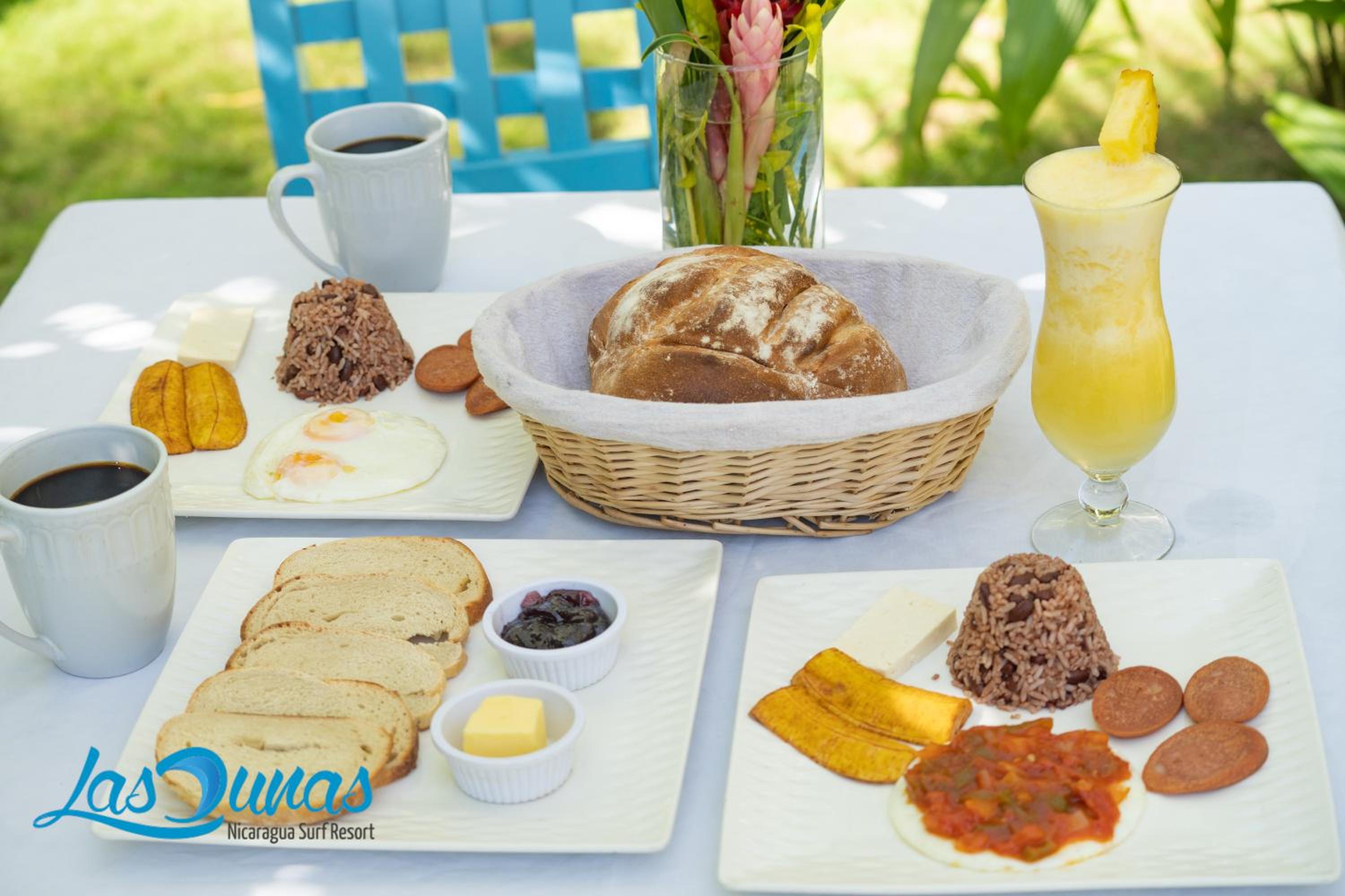 Las Dunas Surf Resort