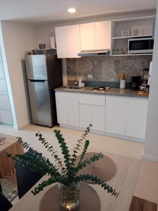 Loft en centro Bogotá, vista a Monserrate, Estudio y wifi