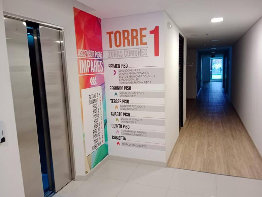Loft en centro Bogotá, vista a Monserrate, Estudio y wifi