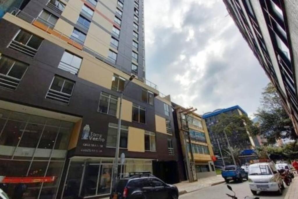 Loft en centro Bogotá, vista a Monserrate, Estudio y wifi