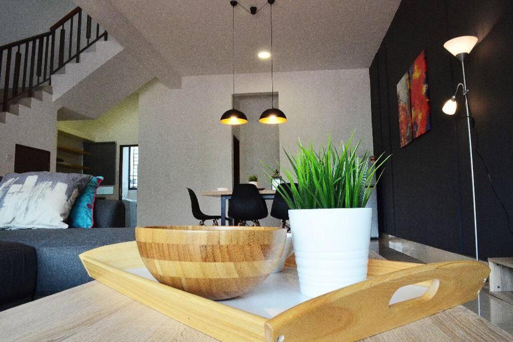 Comfortable House w AC 4 Bedrooms WIFI PS4 near Desaru Beach photo 6
