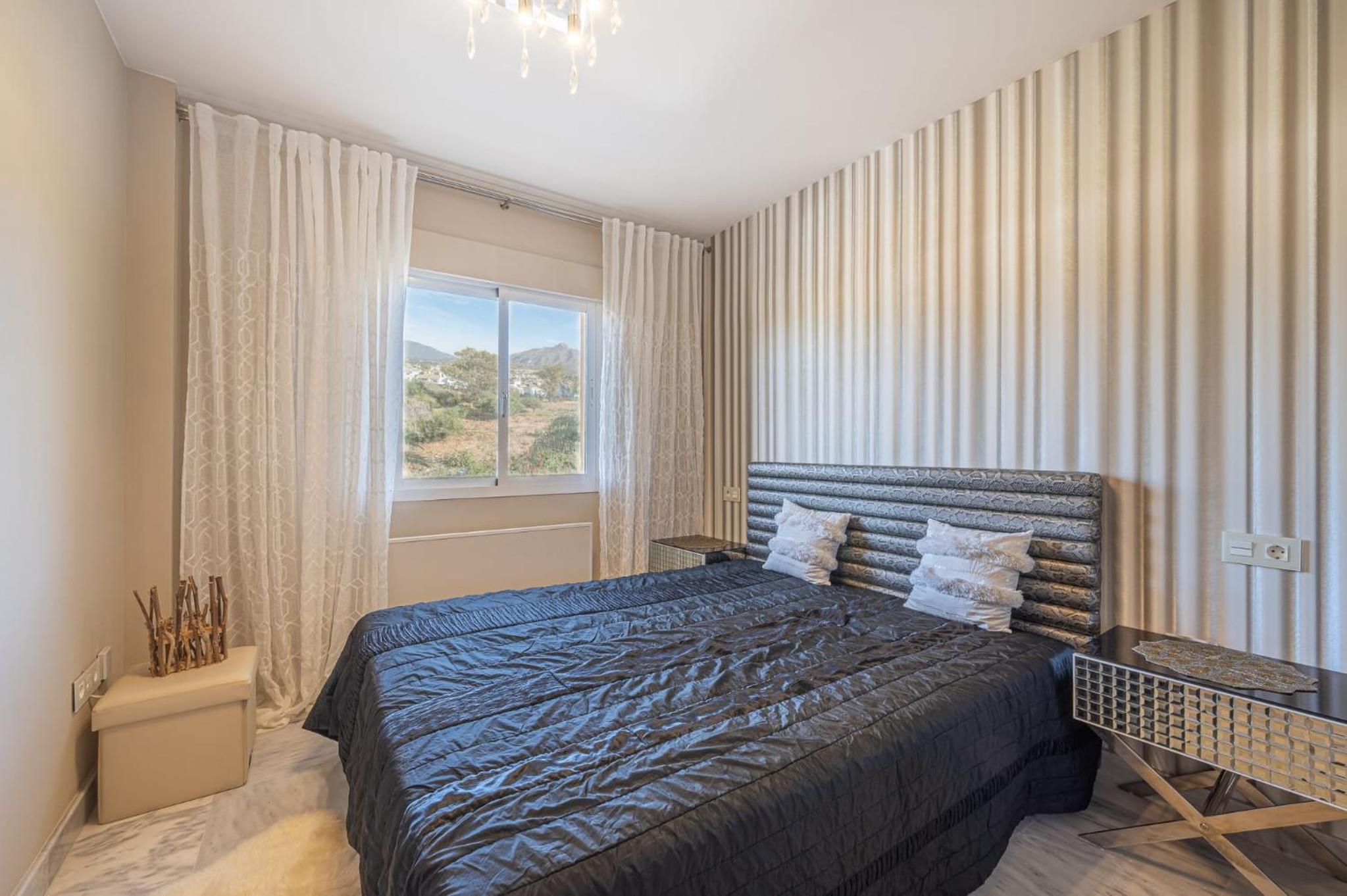 Apartament in urb Dama de Noche Puerto Banus view 5