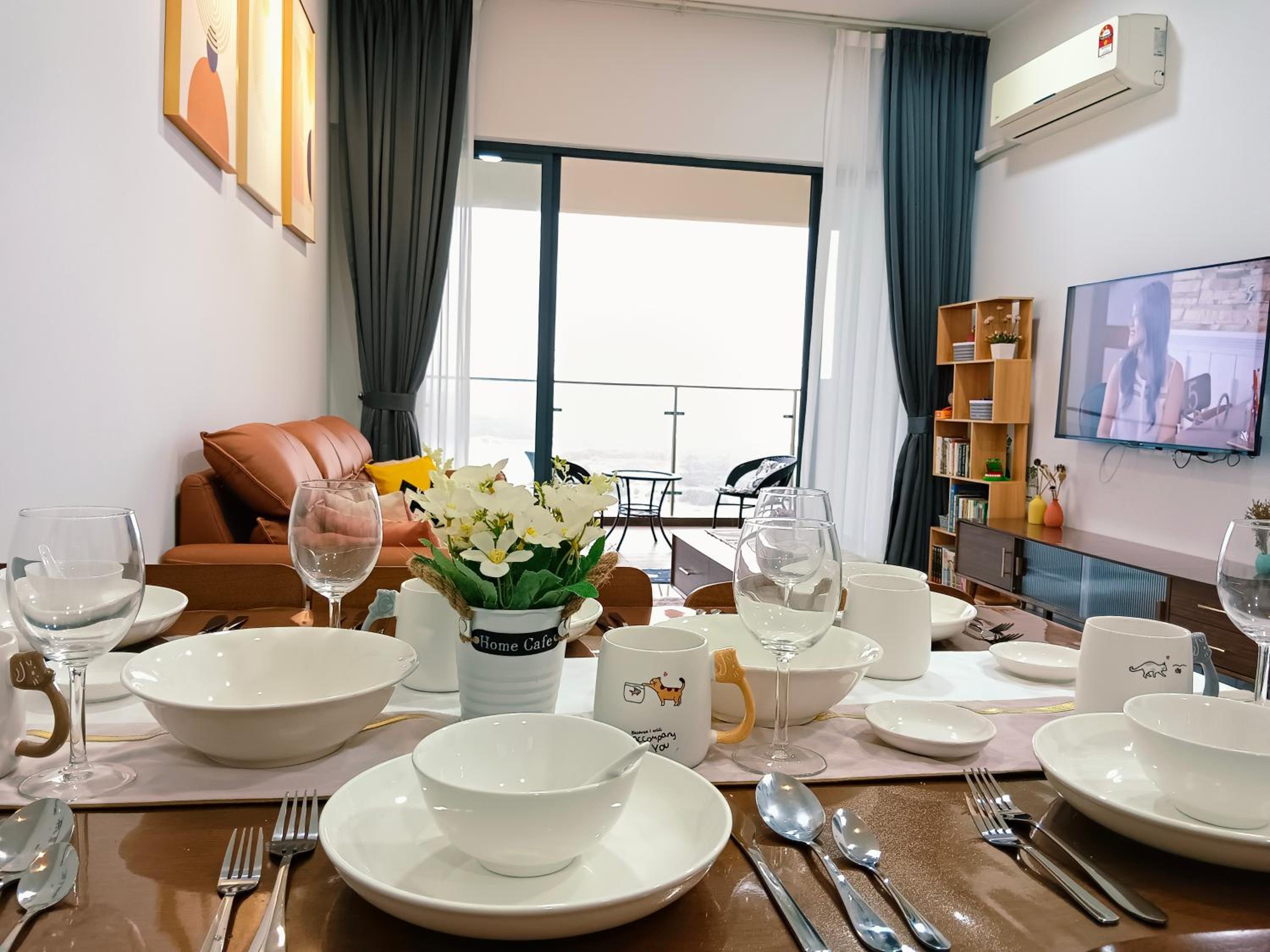 Danga Suite full Sea View, 7 min to CIQ,3BR 8 PAX, Royal stand, By Hint