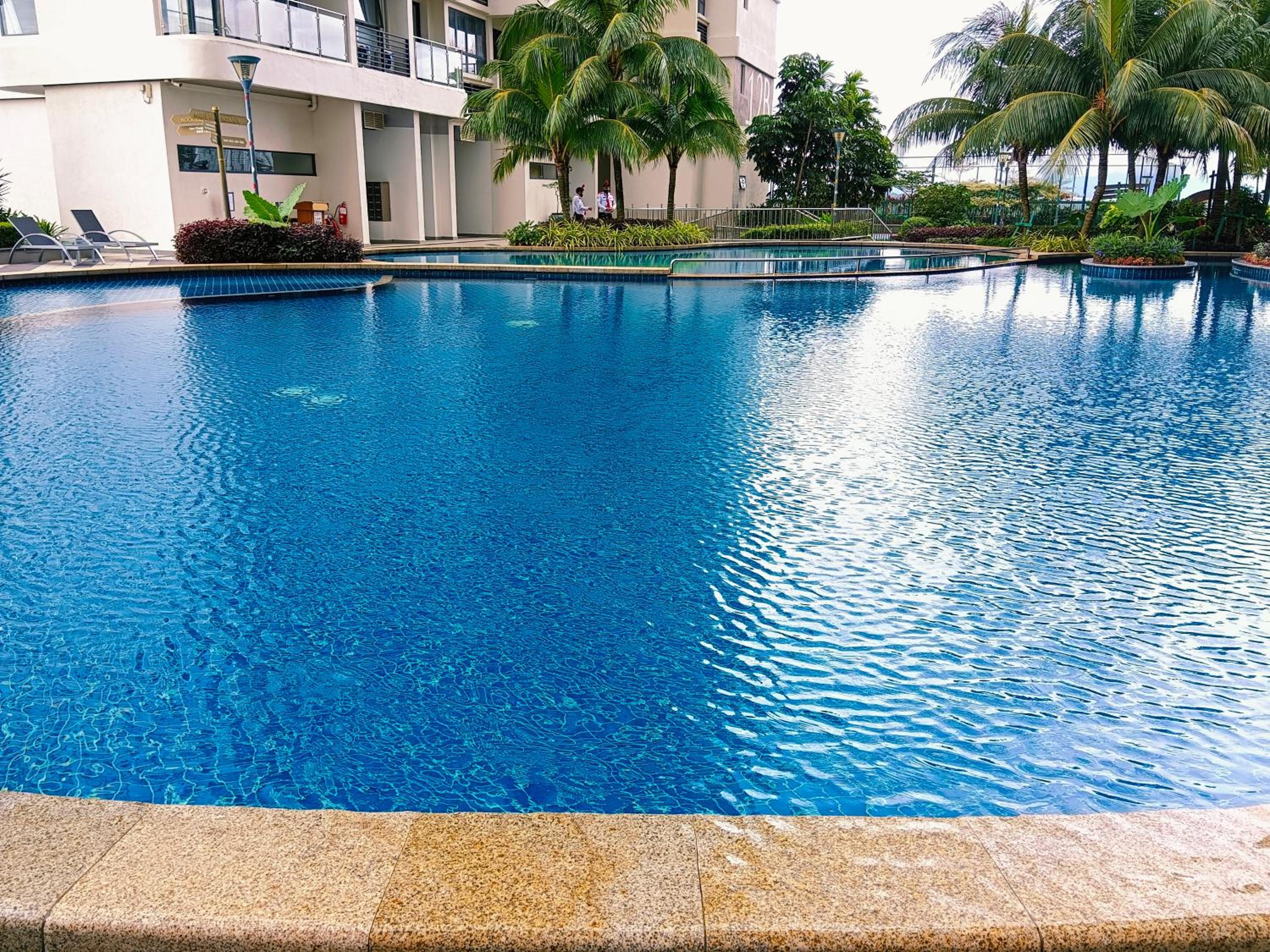 Danga Suite full Sea View, 7 min to CIQ,3BR 8 PAX, Royal stand, By Hint