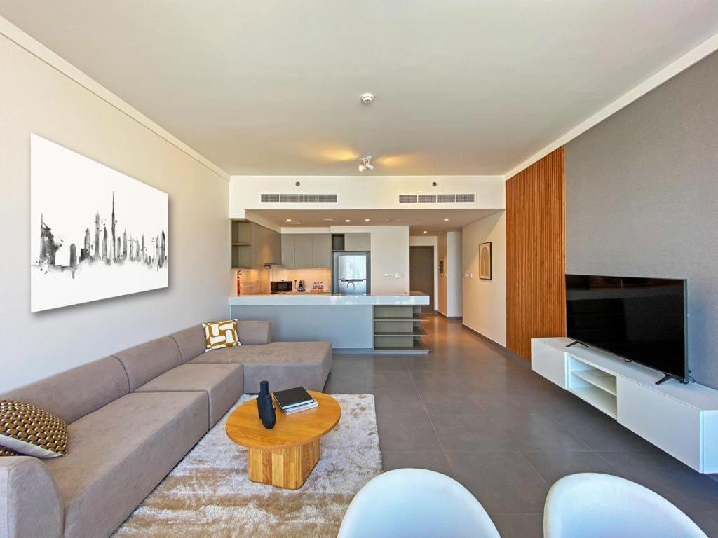 Modern Urban 3 bedroom apartment Dubai Creek Harbour