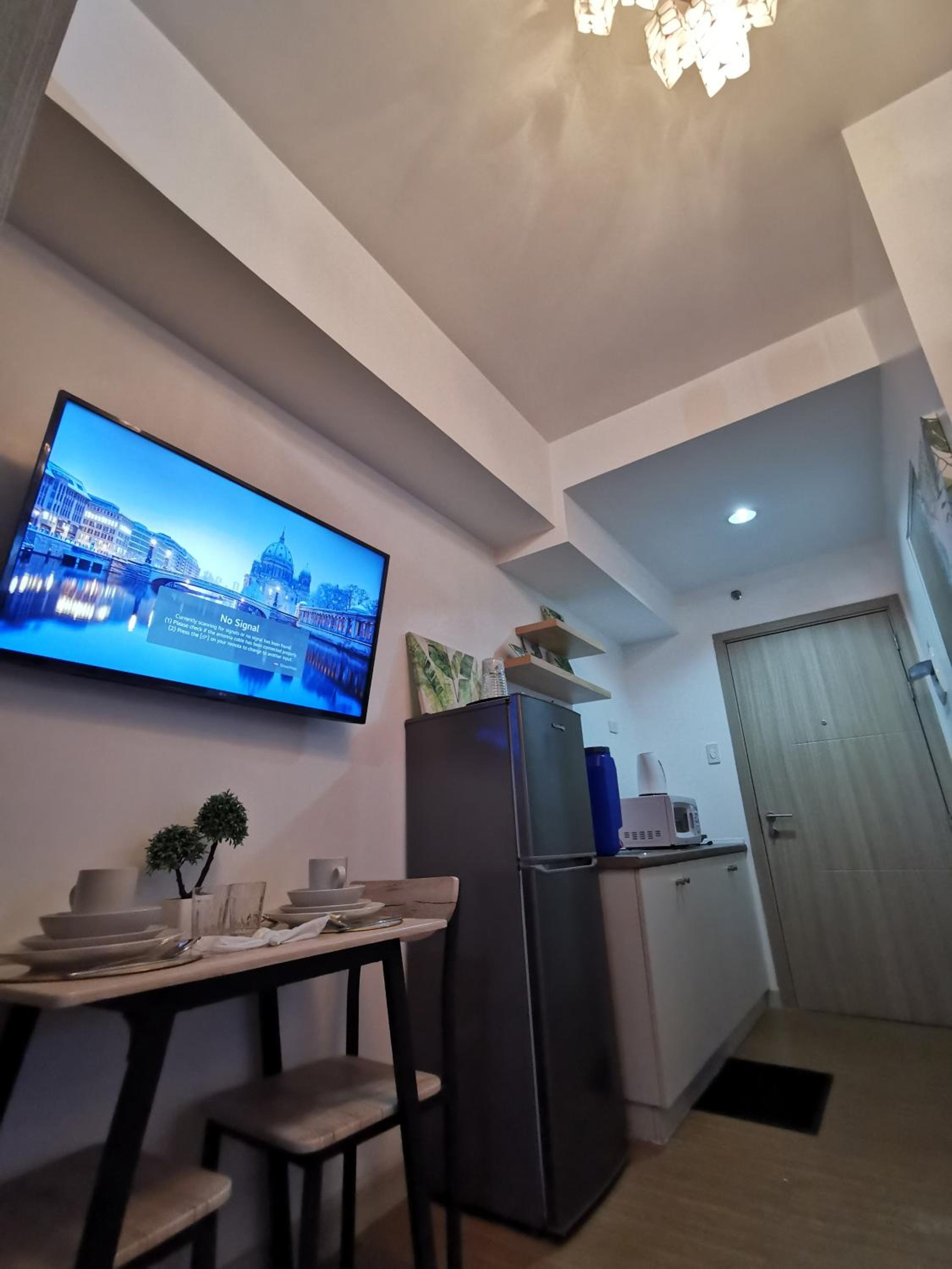 Nathan's Pad @ Grace residences Nr. BGC view 3