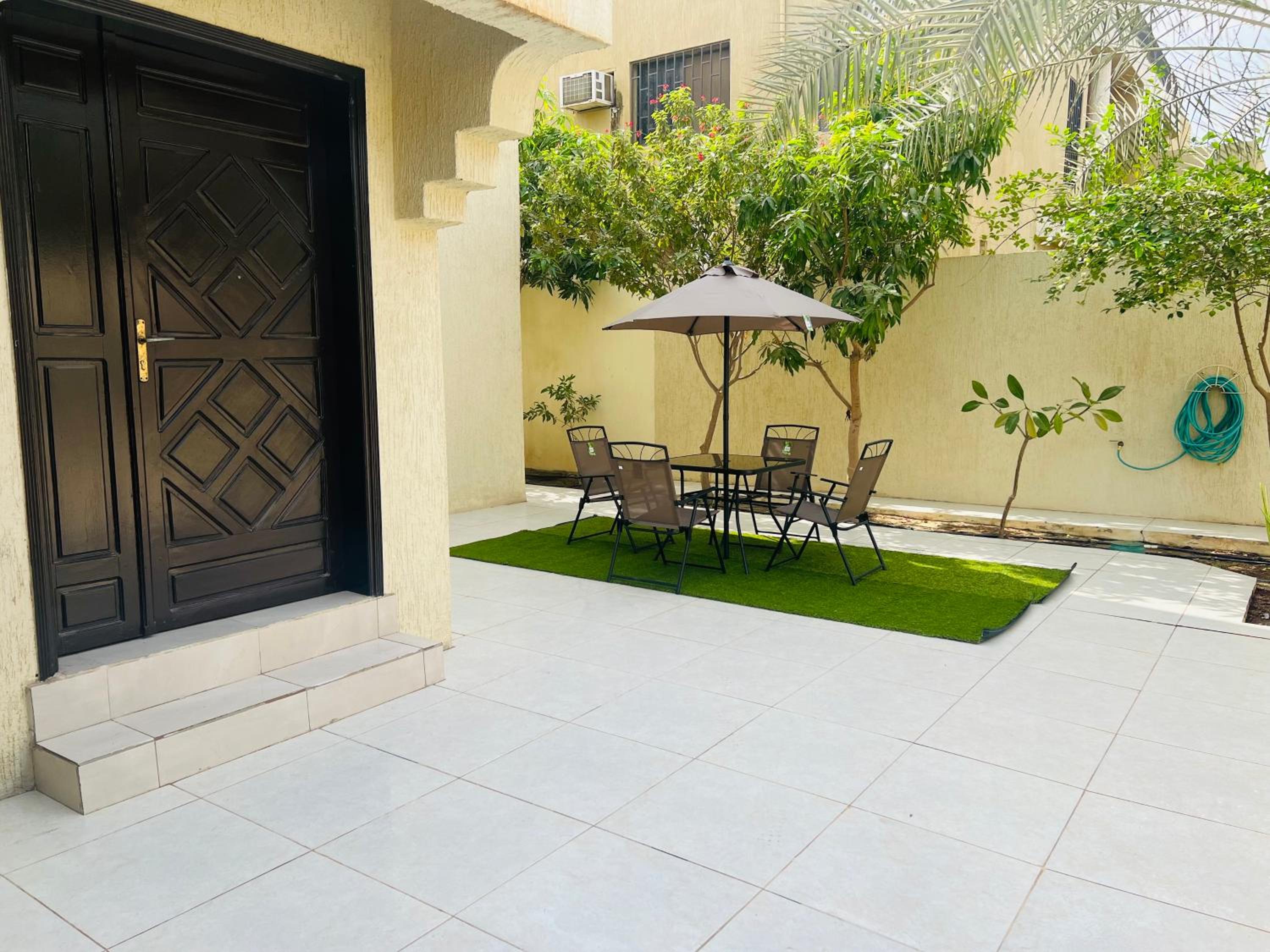 FANATEER SUDAYER VILLA view 2
