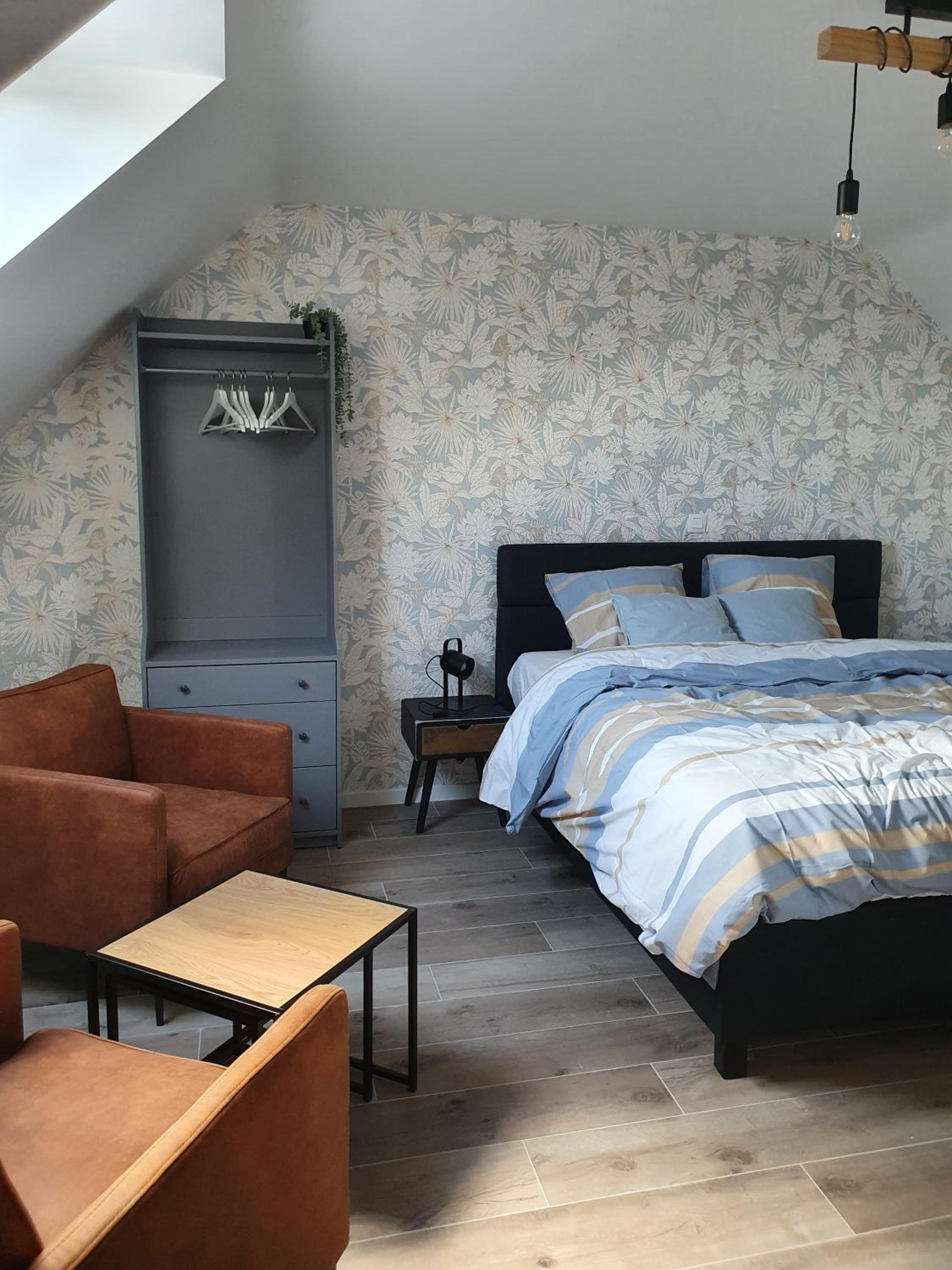 B&B Dekorn