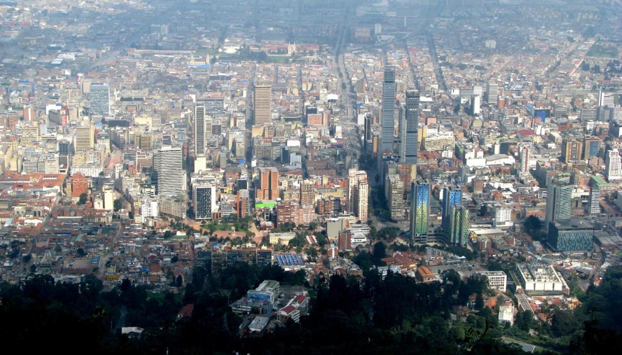 CASA LATINO