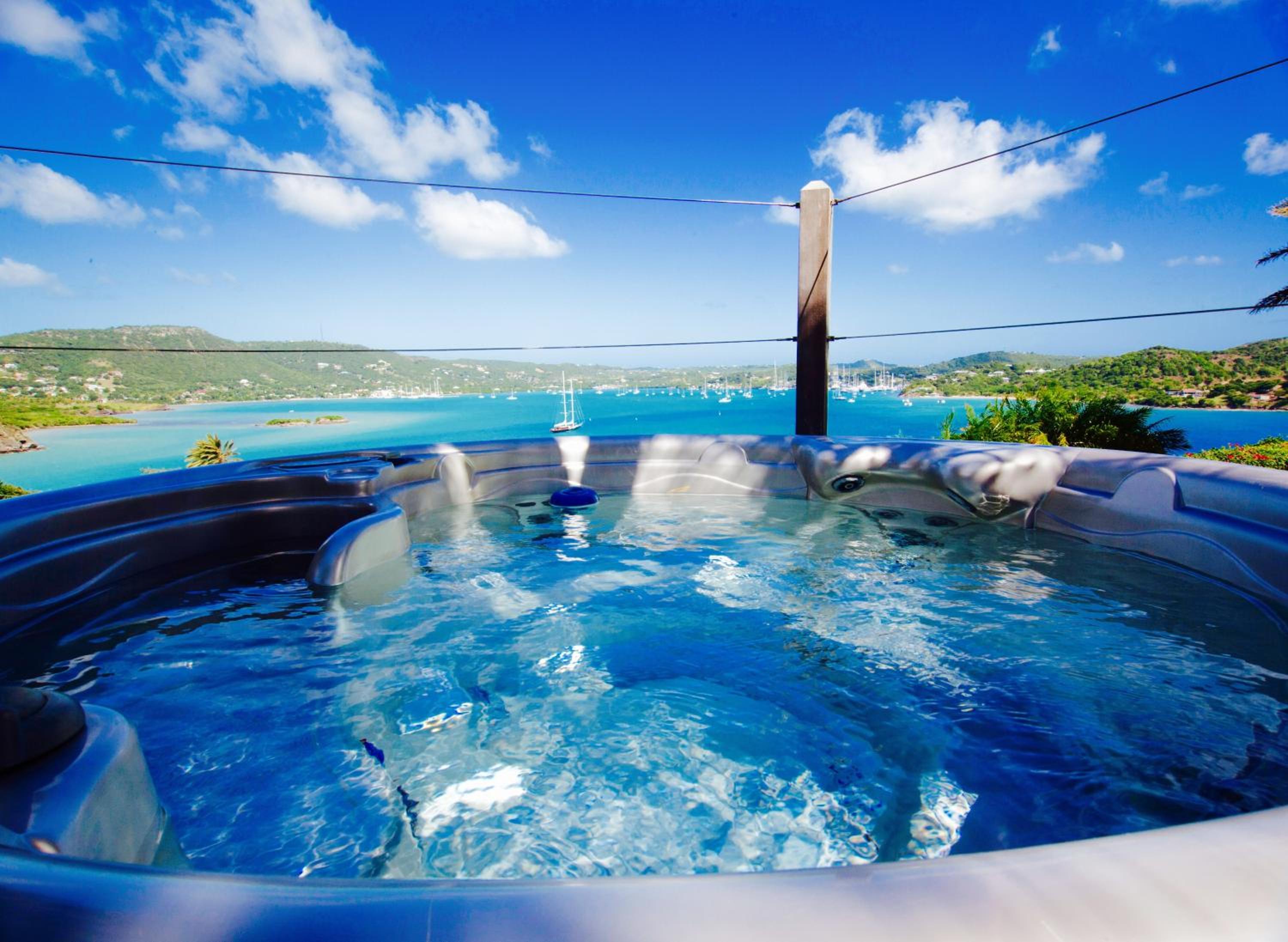 Dolcevita Cliff Resort by KlabHouse