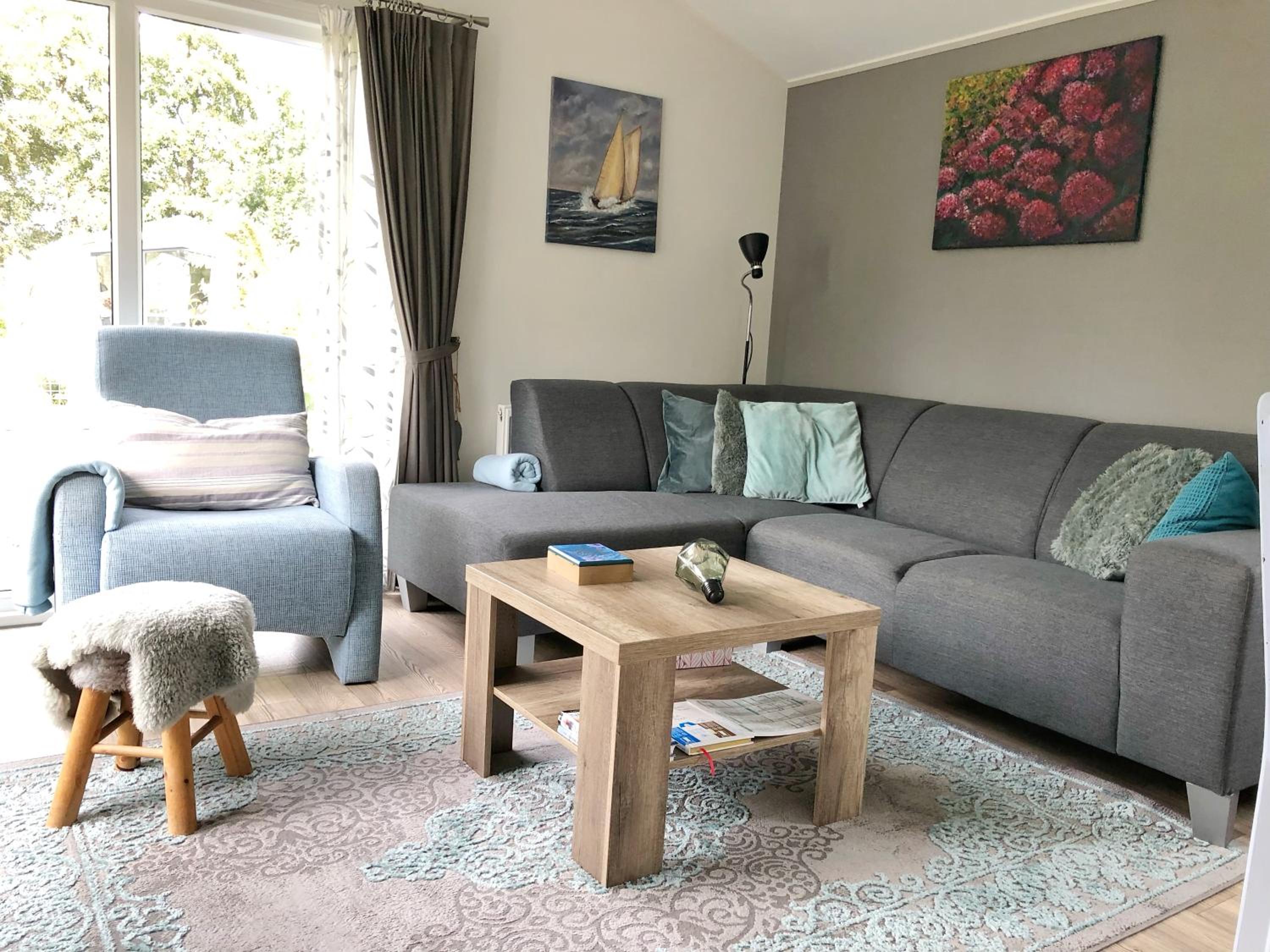 Chalet 511 op Recreatiepark De Wielen view 2