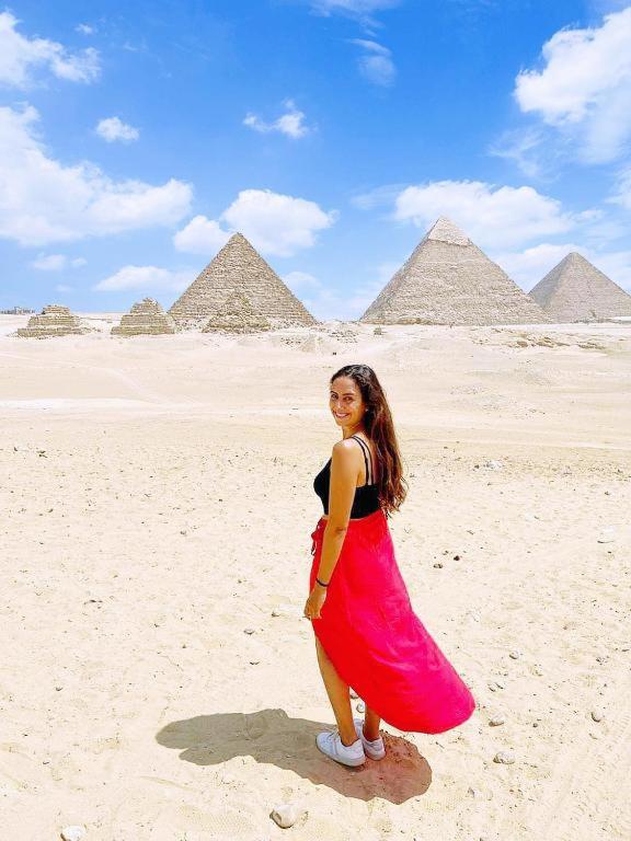 Khufu Pyramids Hotel