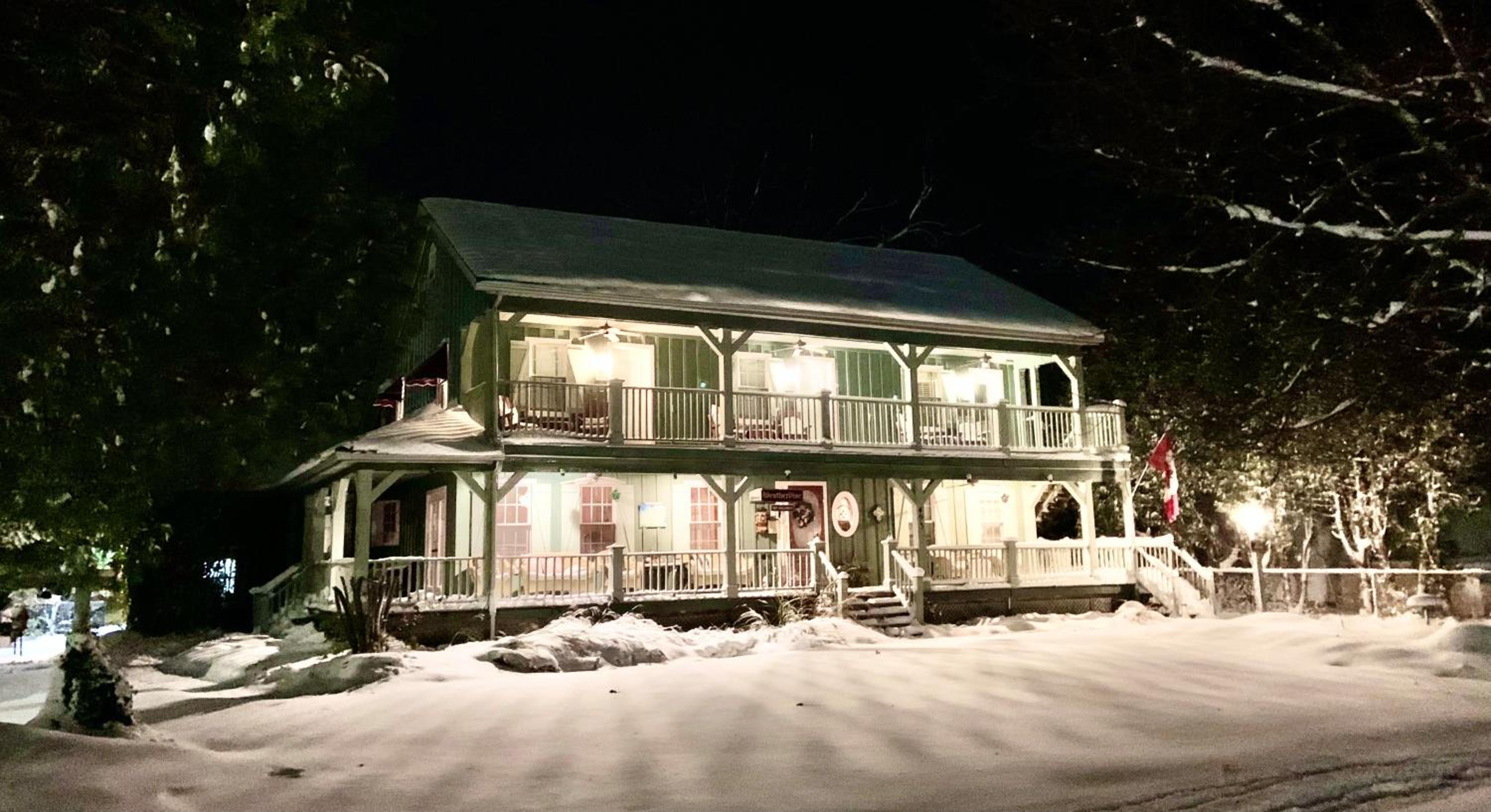 WeatherPine Inn